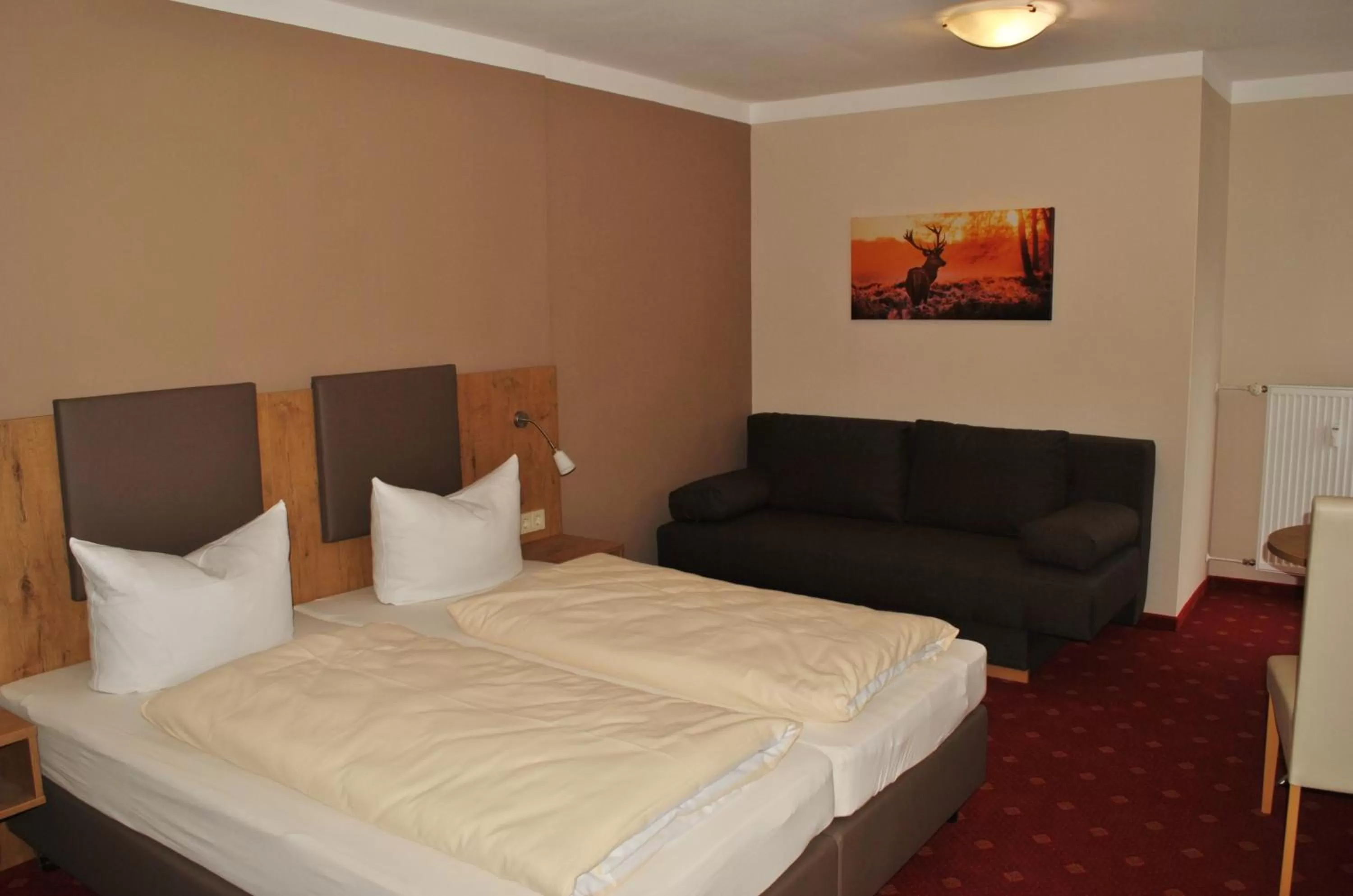 Bedroom, Bed in Gasthof Kampenwand Aschau