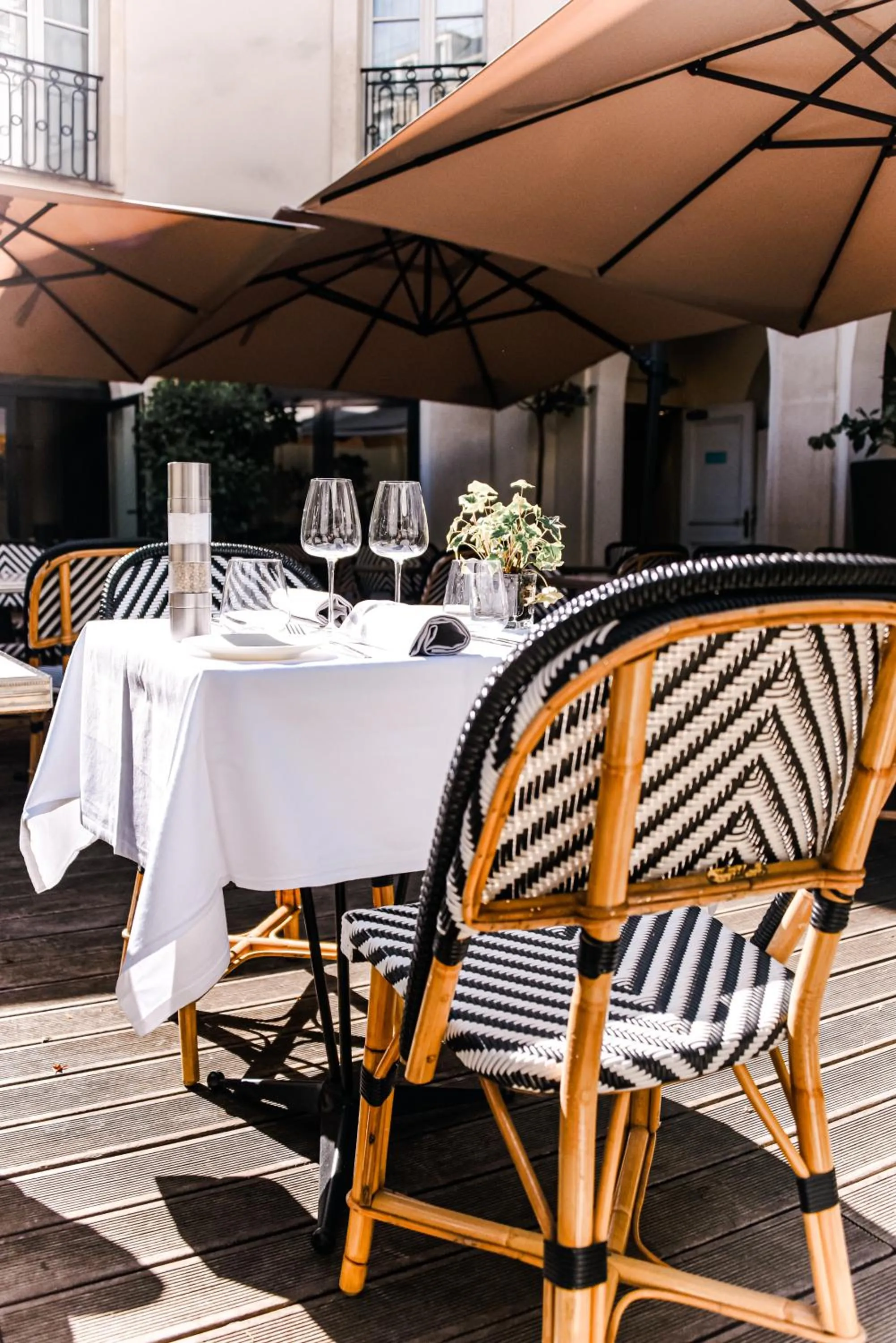 Patio in Grand Hôtel Champs-Elysées