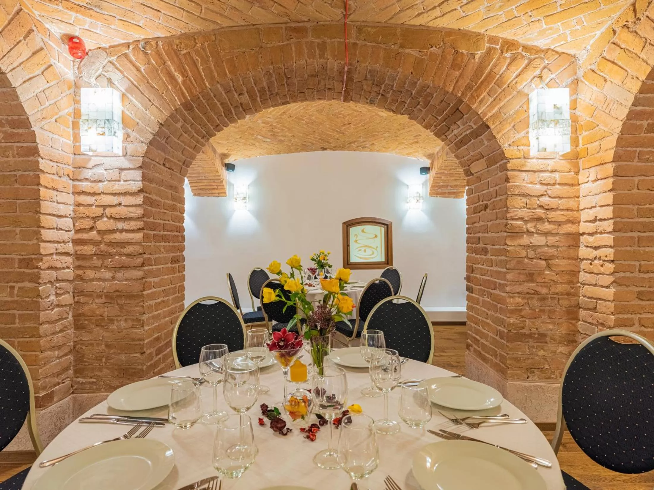 Restaurant/places to eat in Concorde Old Bucharest Hotel