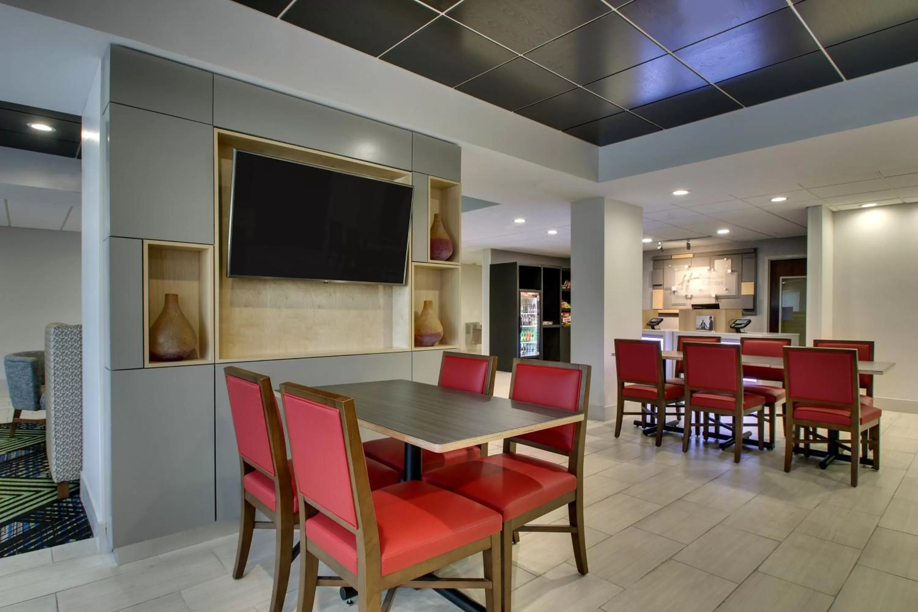 Breakfast in Holiday Inn Express - Horse Cave by IHG