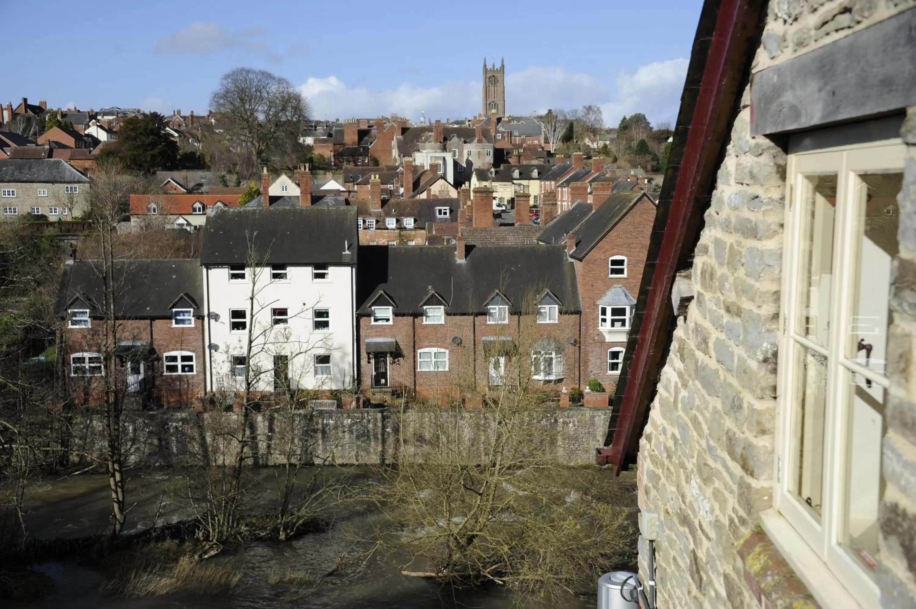 Landmark view in The Charlton Arms