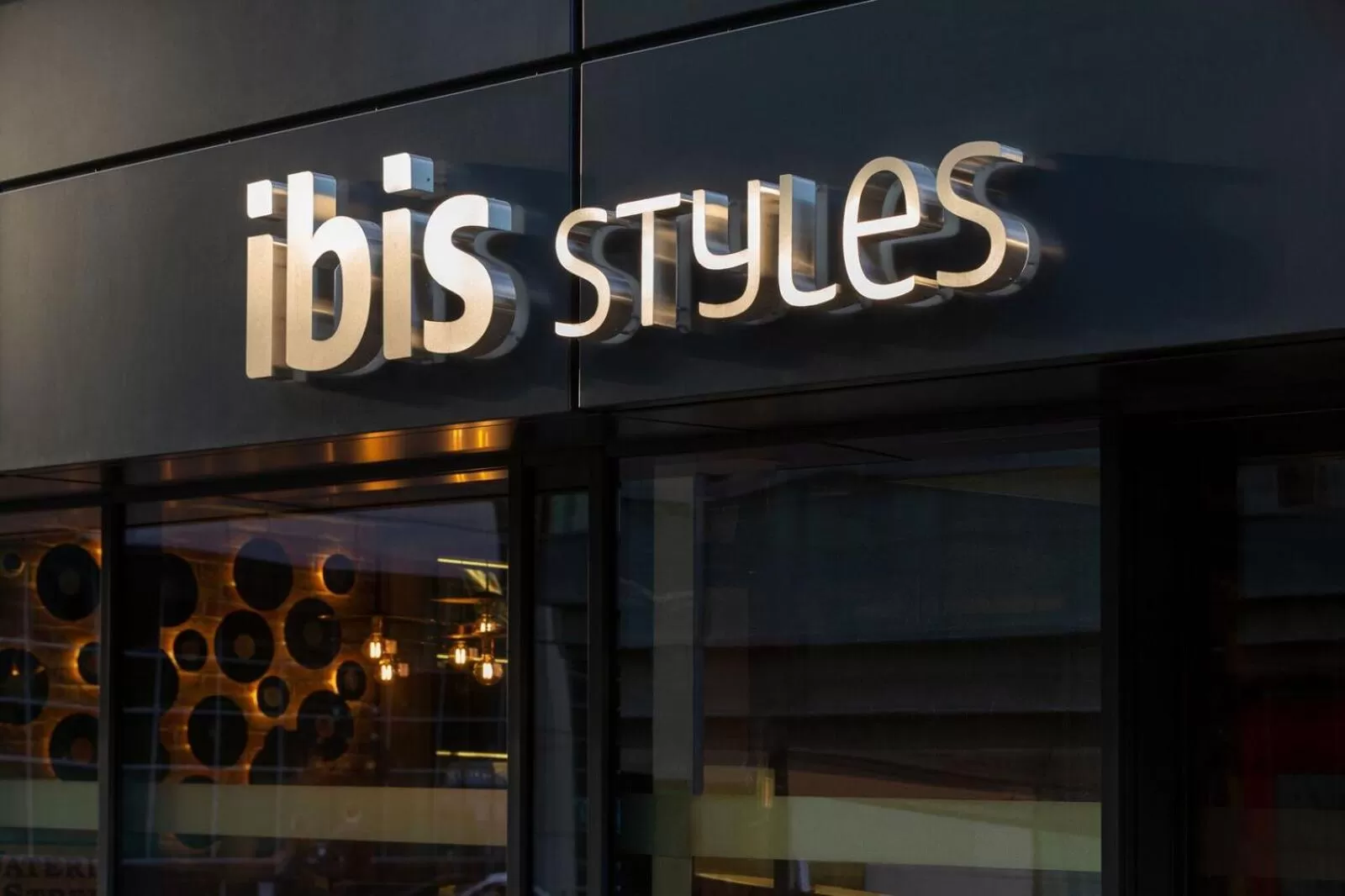 Property logo or sign in ibis Styles Glasgow Central