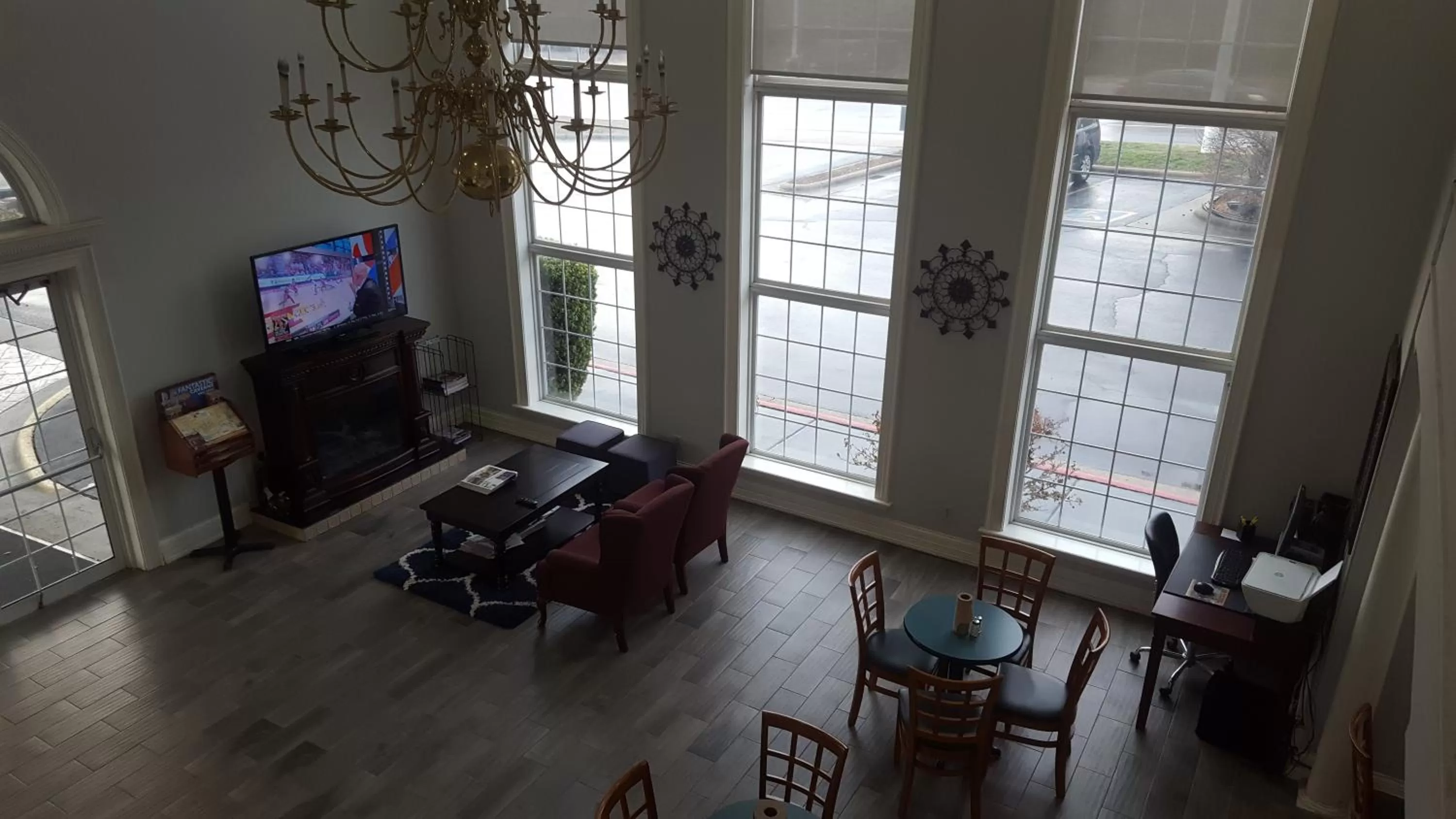 Communal lounge/ TV room, TV/Entertainment Center in Days Inn by Wyndham Branson/Near the Strip