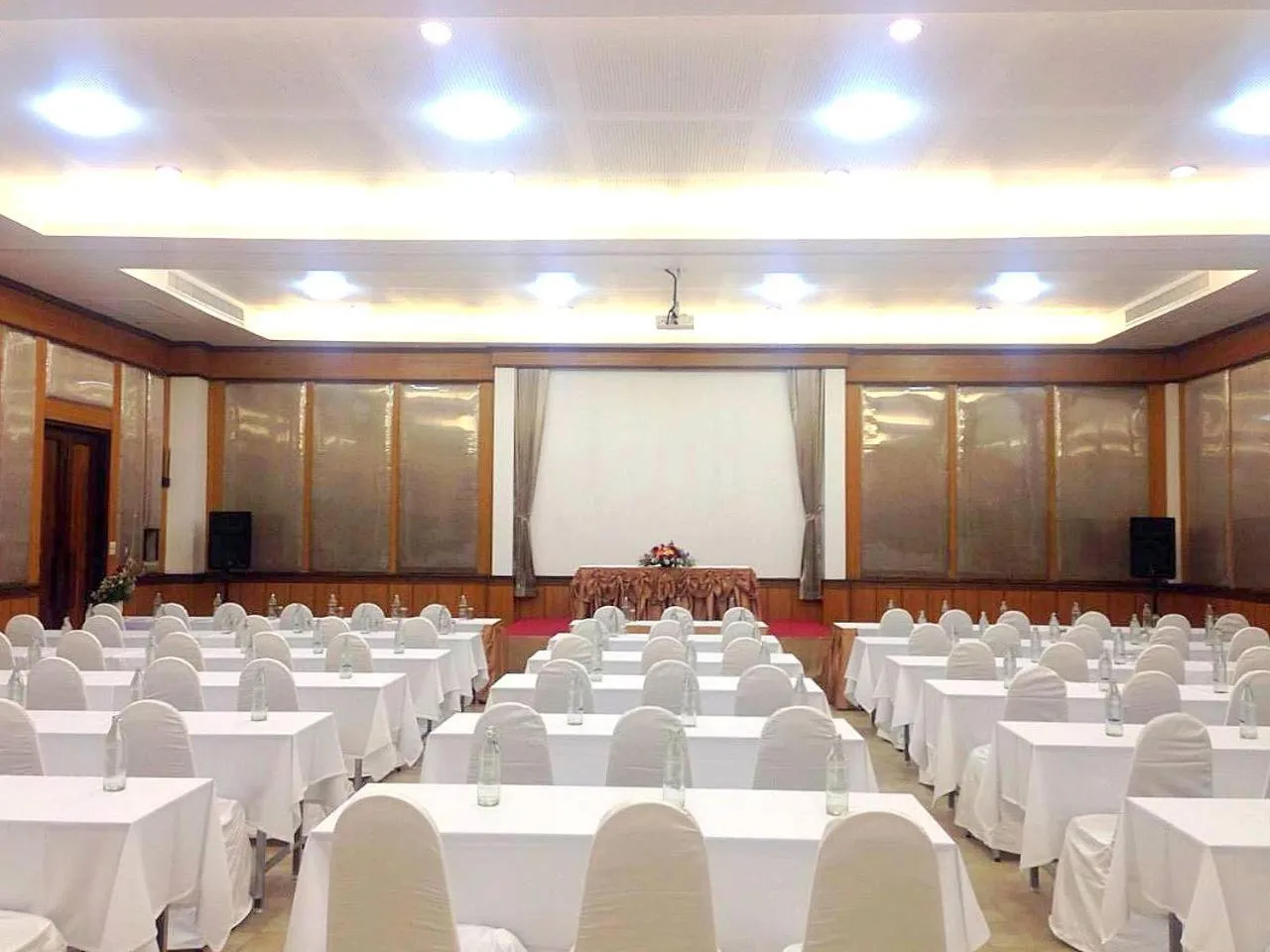 Banquet/Function facilities in Kireethara Boutique Resort