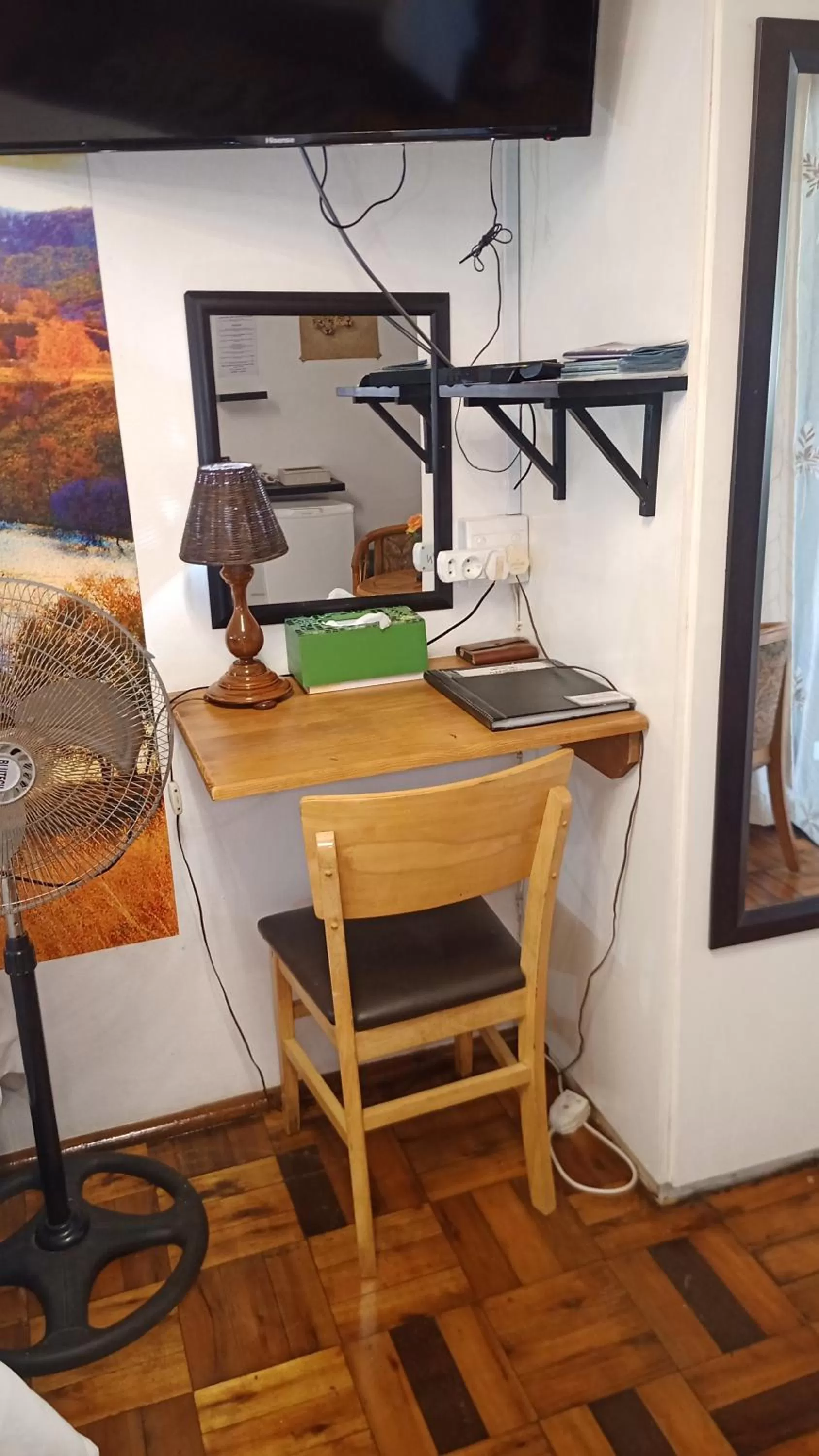 hair dresser in Queensburgh B&B or Self Catering