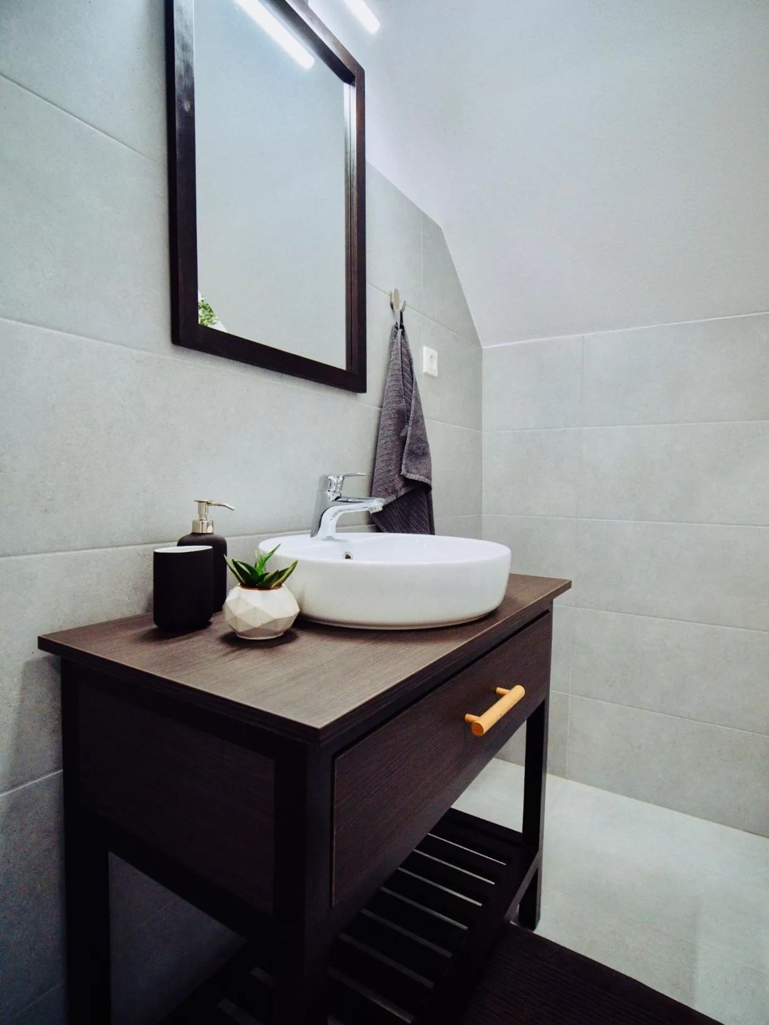 Bathroom in Zakarias Apartments