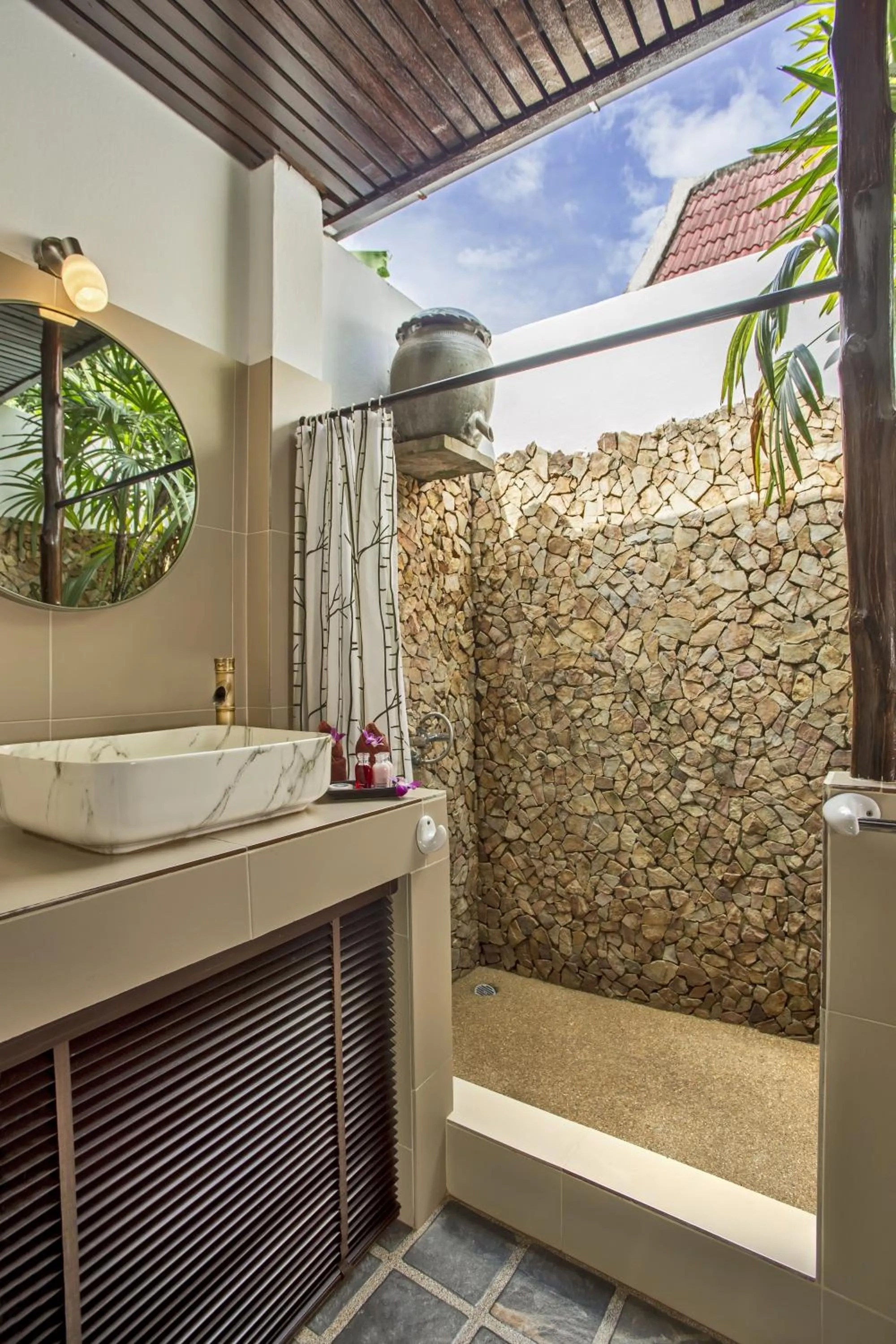 Bathroom in Eden Bungalows Fisherman's village