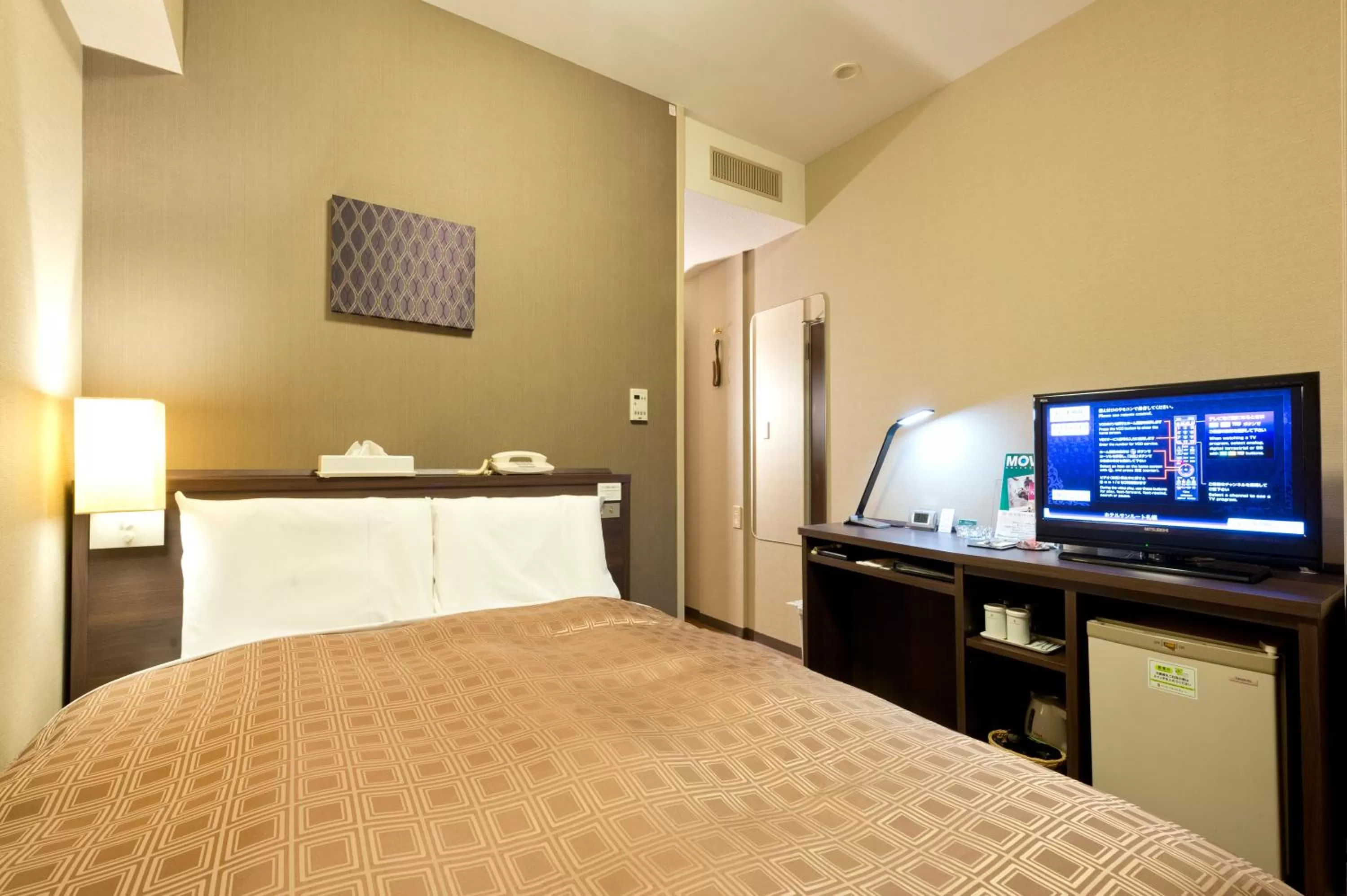 Photo of the whole room in Hotel Sunroute Sapporo