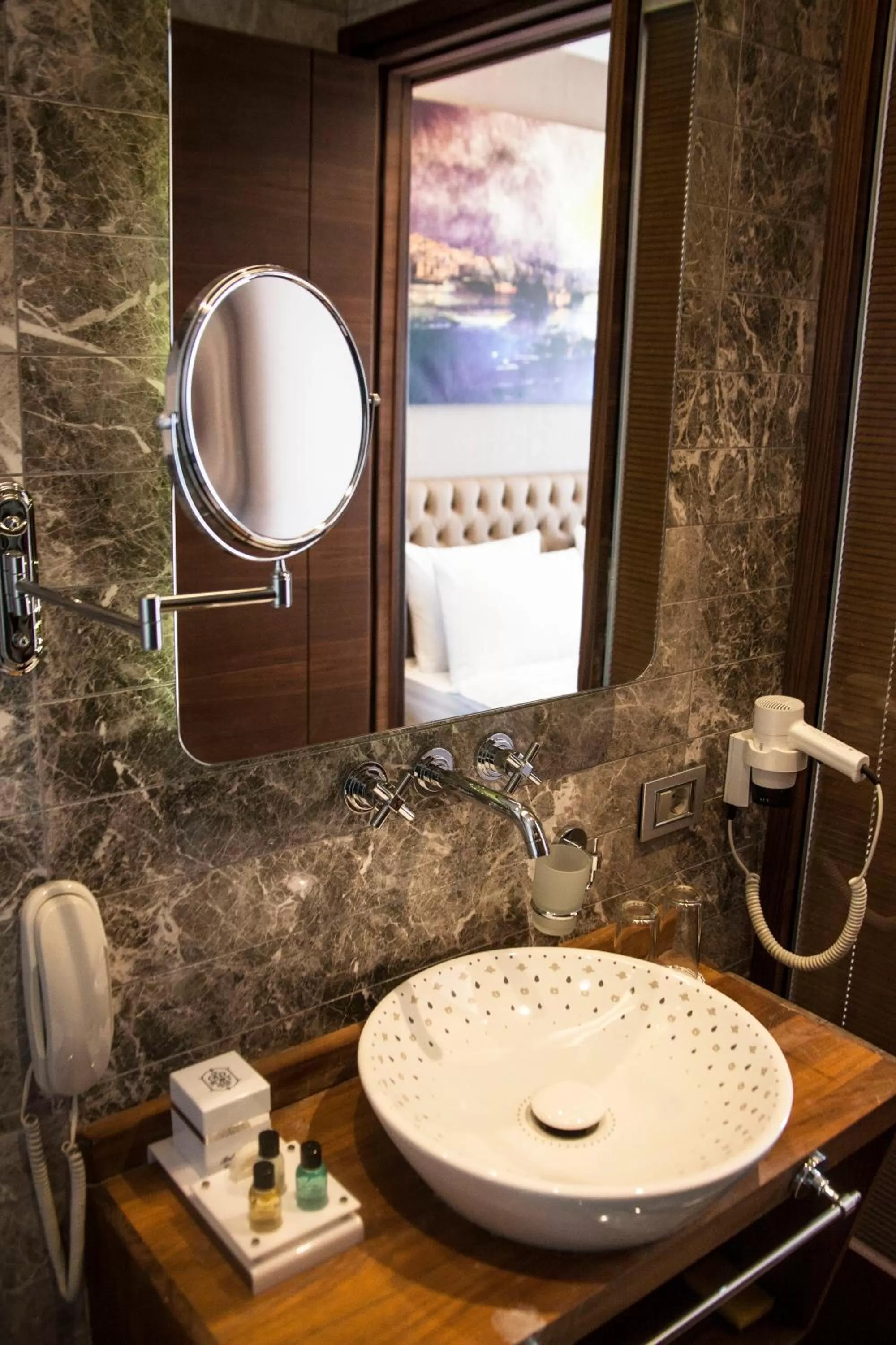 Bathroom in Old Port Hotel