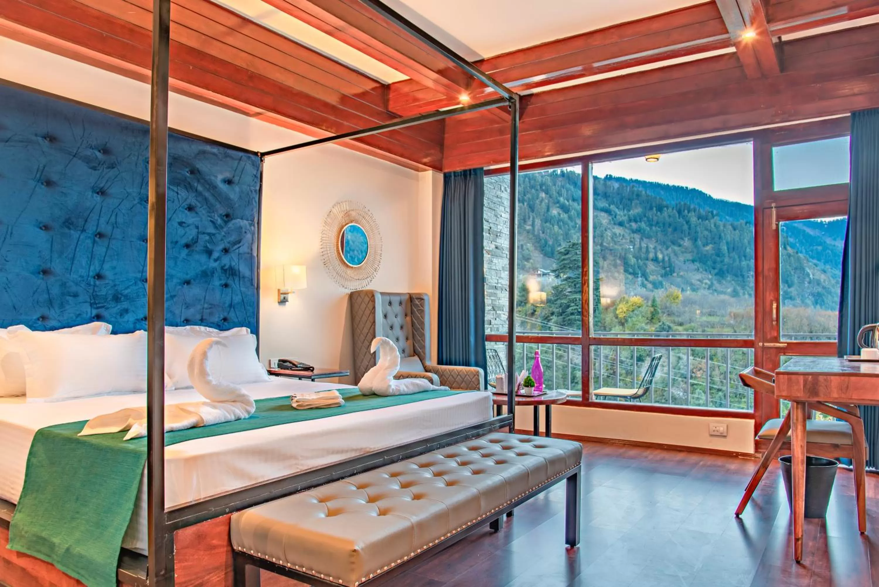 Double Room with Balcony in Echor Himalayan Aurum Manali