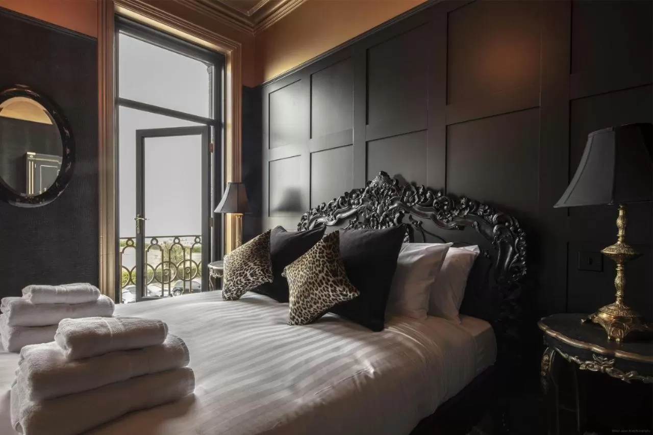 King Suite with Balcony in The Albion Rooms