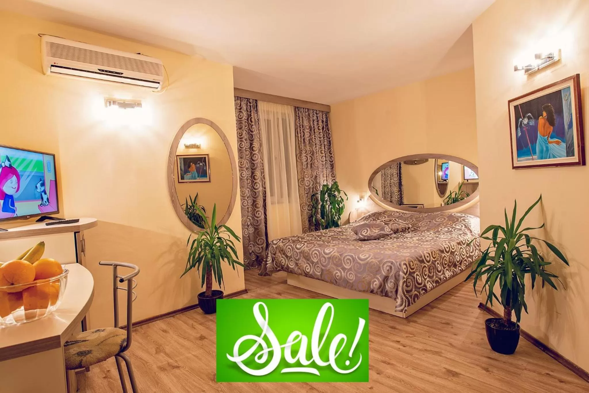 Bedroom, Bed in Hotel Color