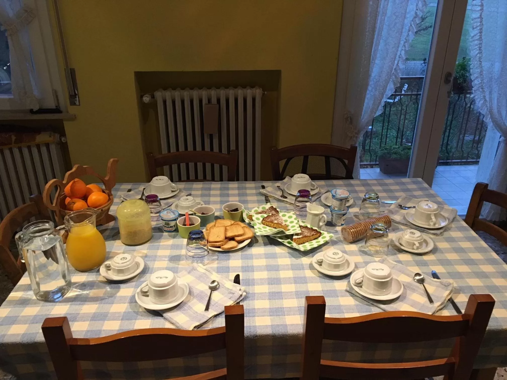 Breakfast in Al Divenire B&B Apartments