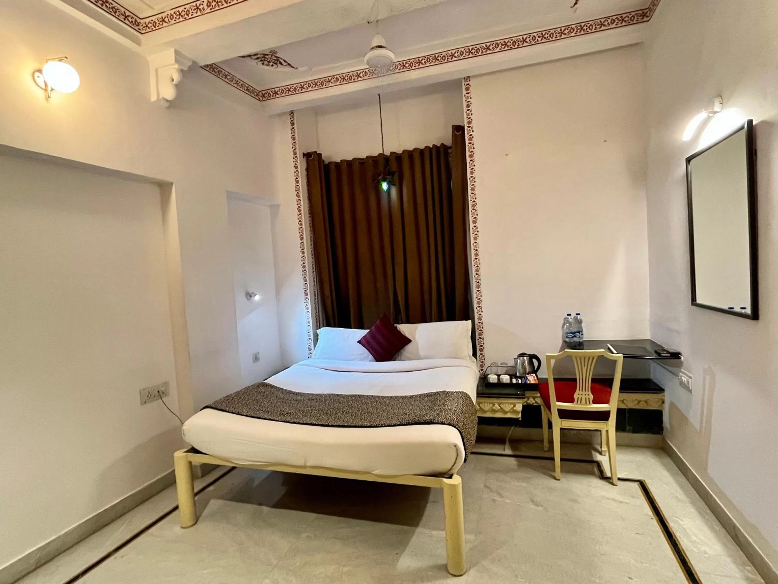 Photo of the whole room, Bed in Hotel The Tiger