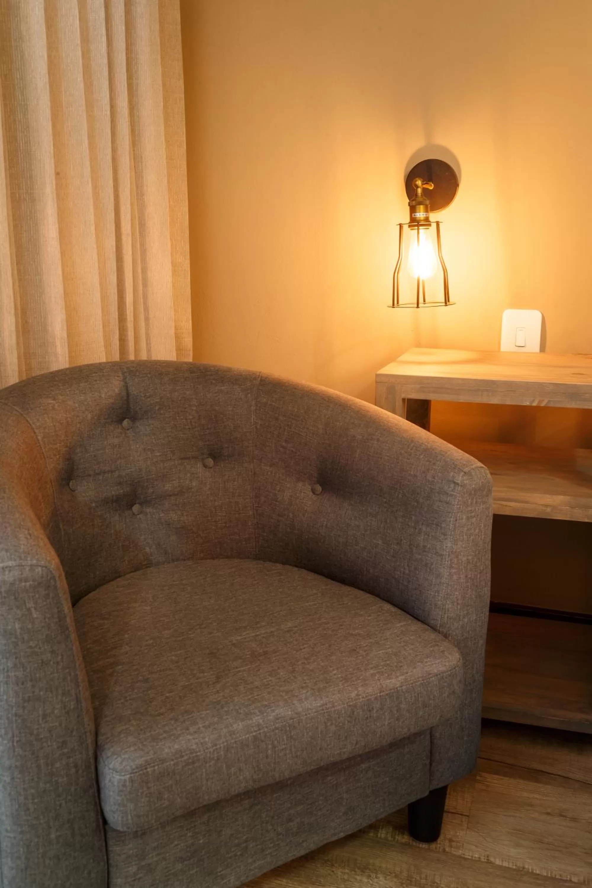 Seating area in Loerie Guest Lodge