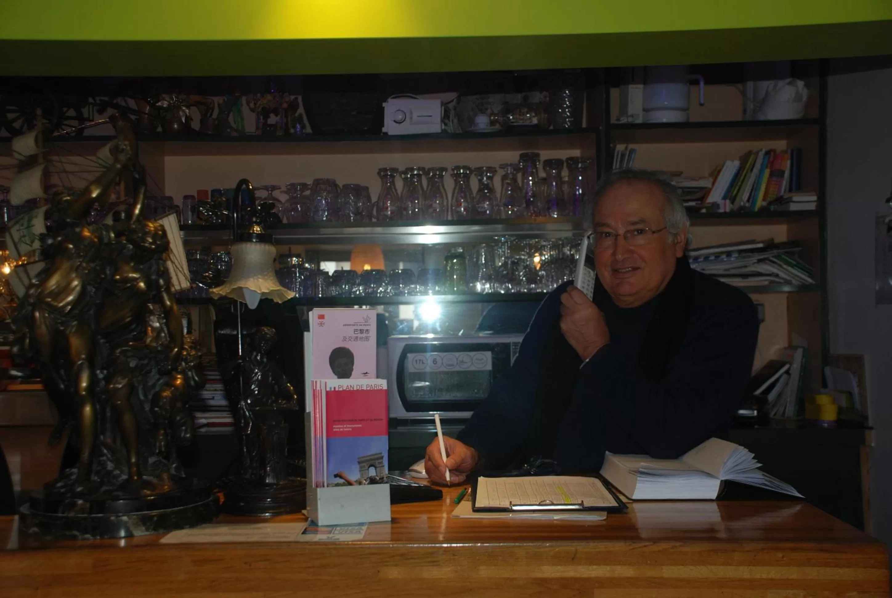 Lounge or bar in Residence De La Tour Paris-Malakoff