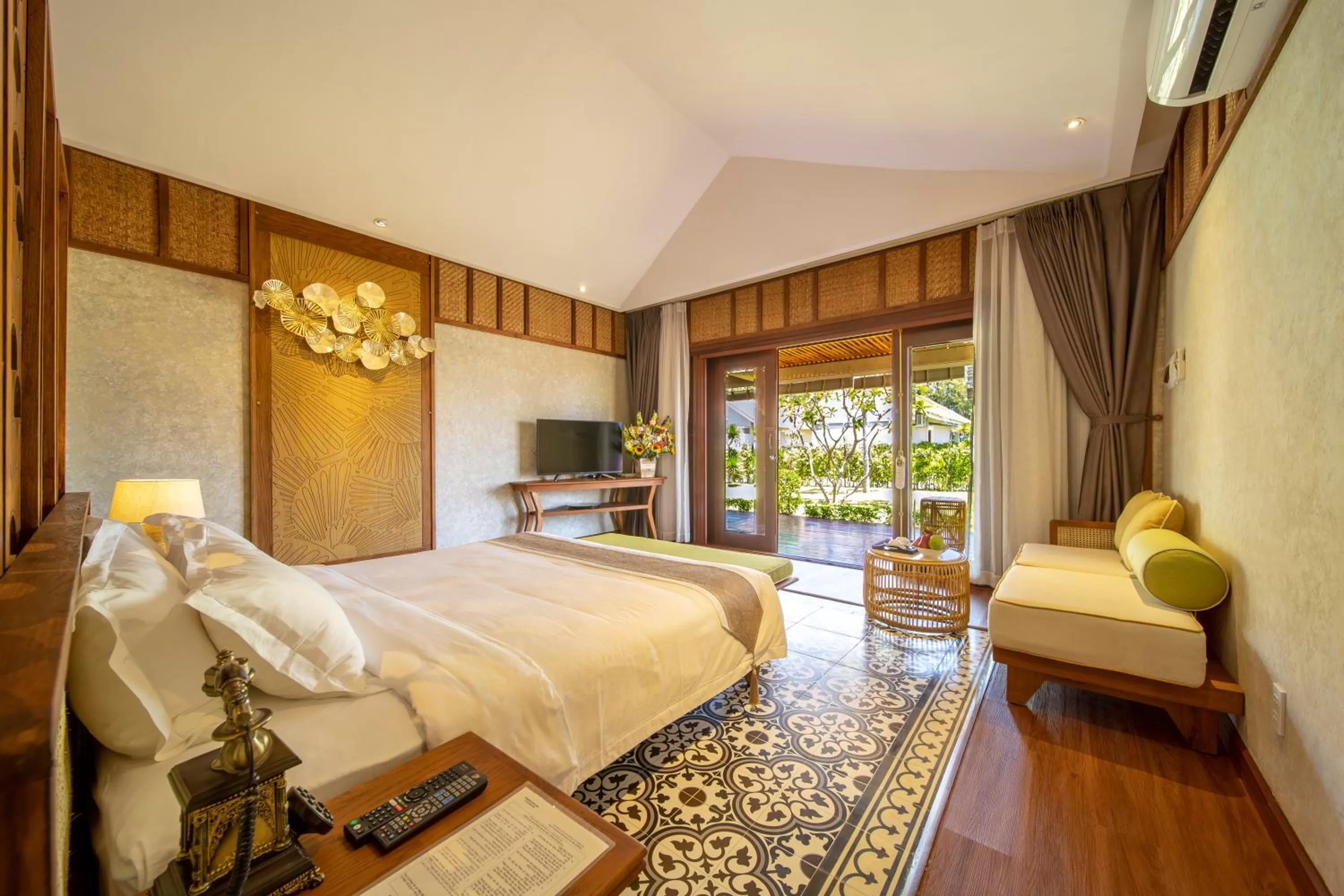 Bed in Sao Mai Beach Resort