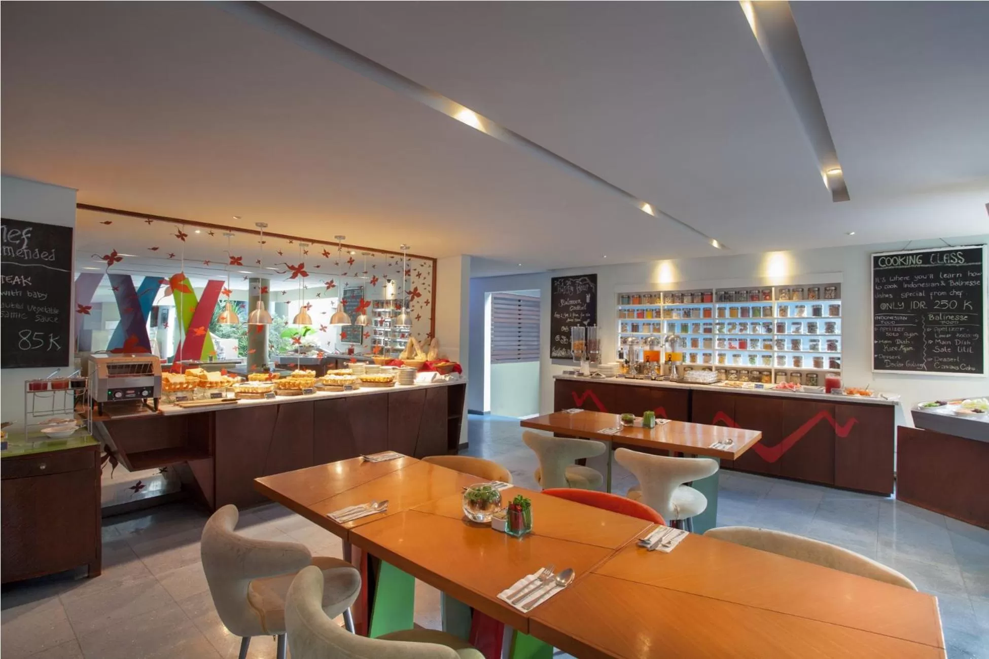 Restaurant/places to eat in ibis Styles Bali Legian