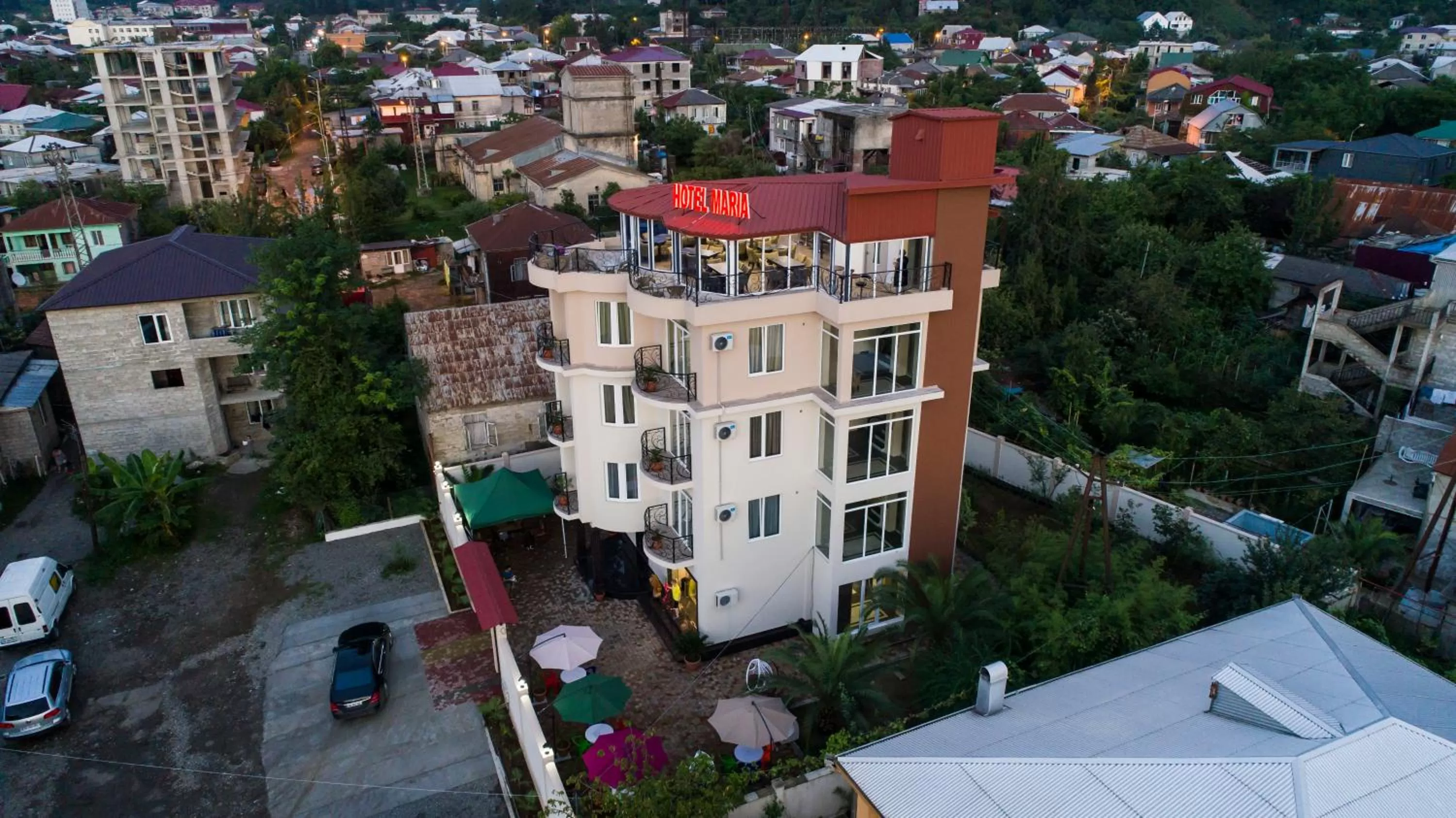 Bird's eye view, Bird's-eye View in Hotel Maria
