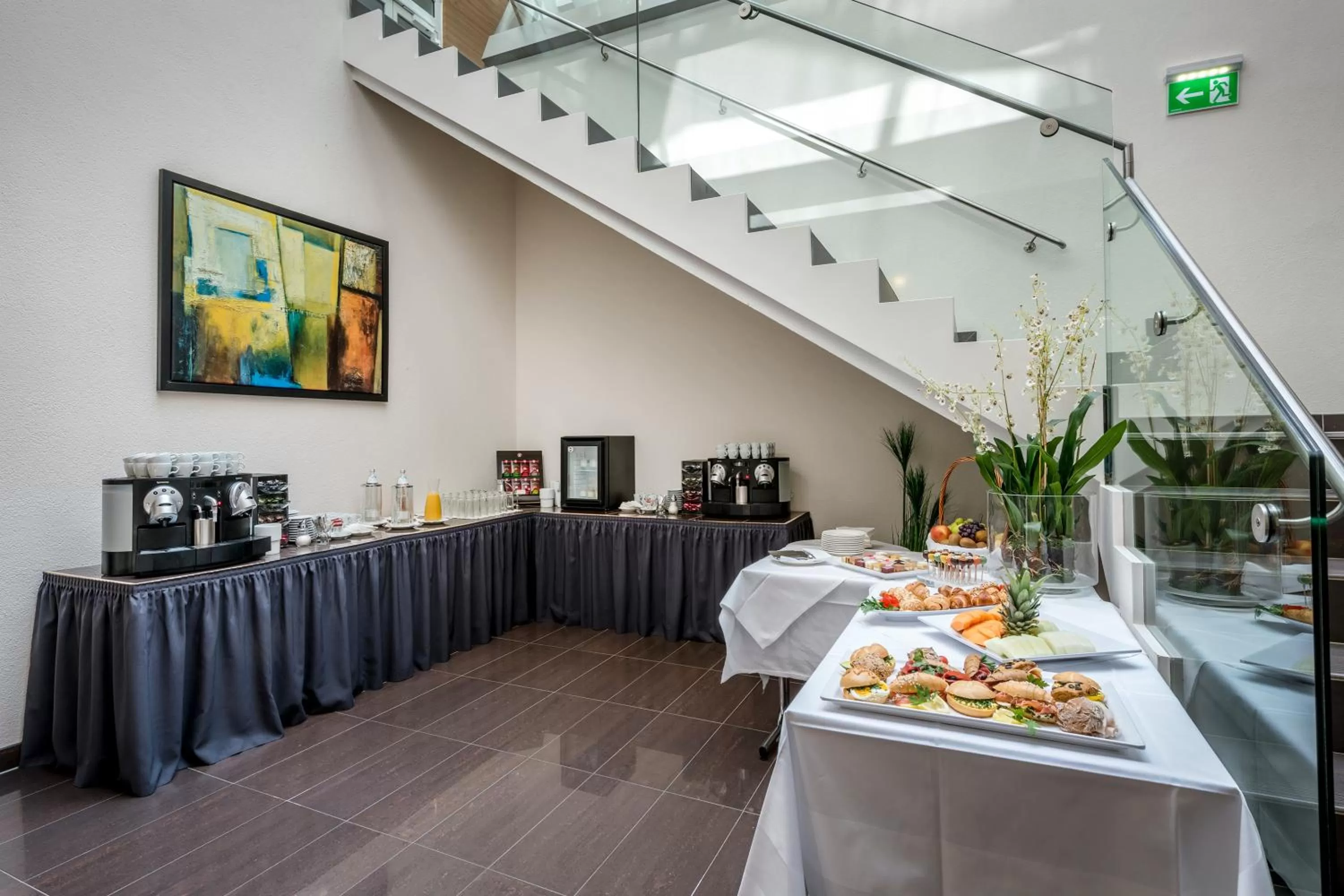 Breakfast in Hotel IMLAUER Wien