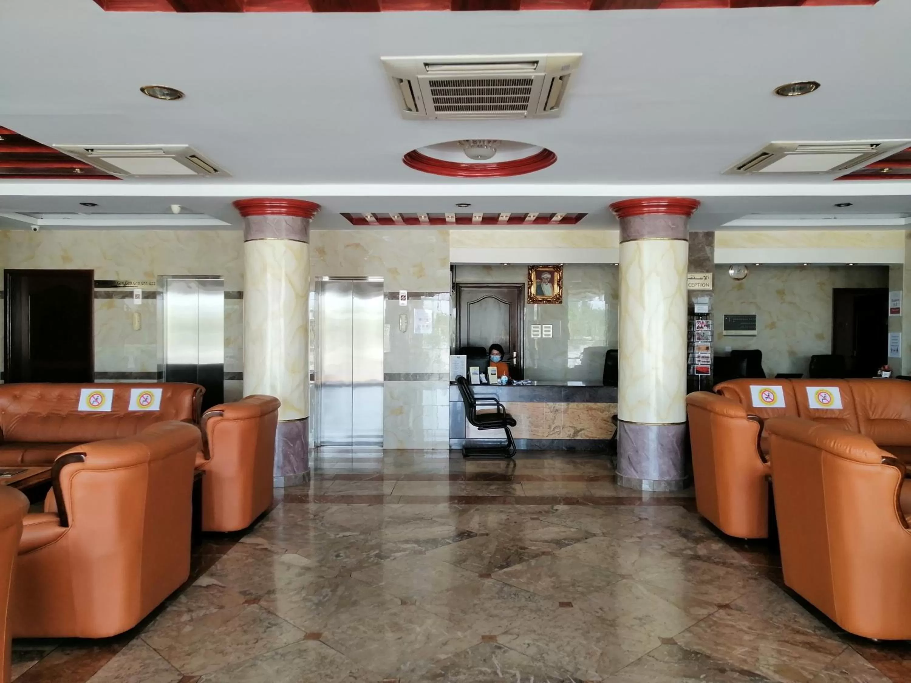 Lobby or reception in Nizwa Hotel Apartments