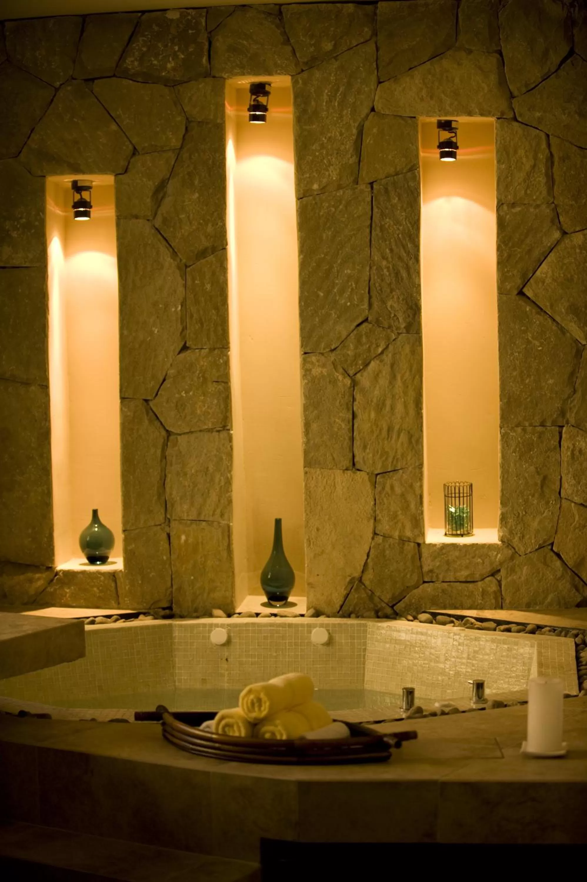 Spa and wellness centre/facilities in Loi Suites Chapelco Hotel