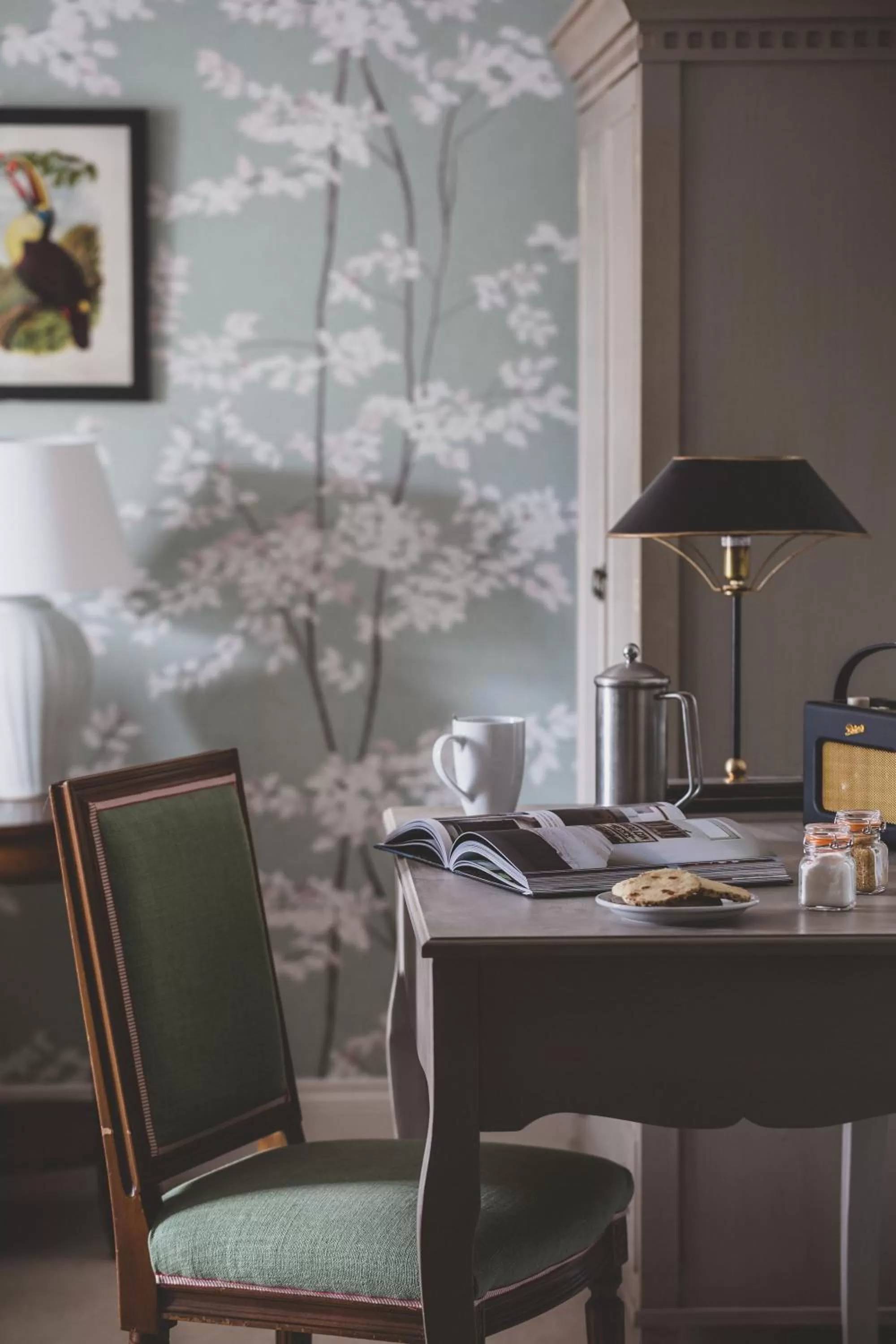 Coffee/tea facilities, Restaurant/Places to Eat in The Clive Arms