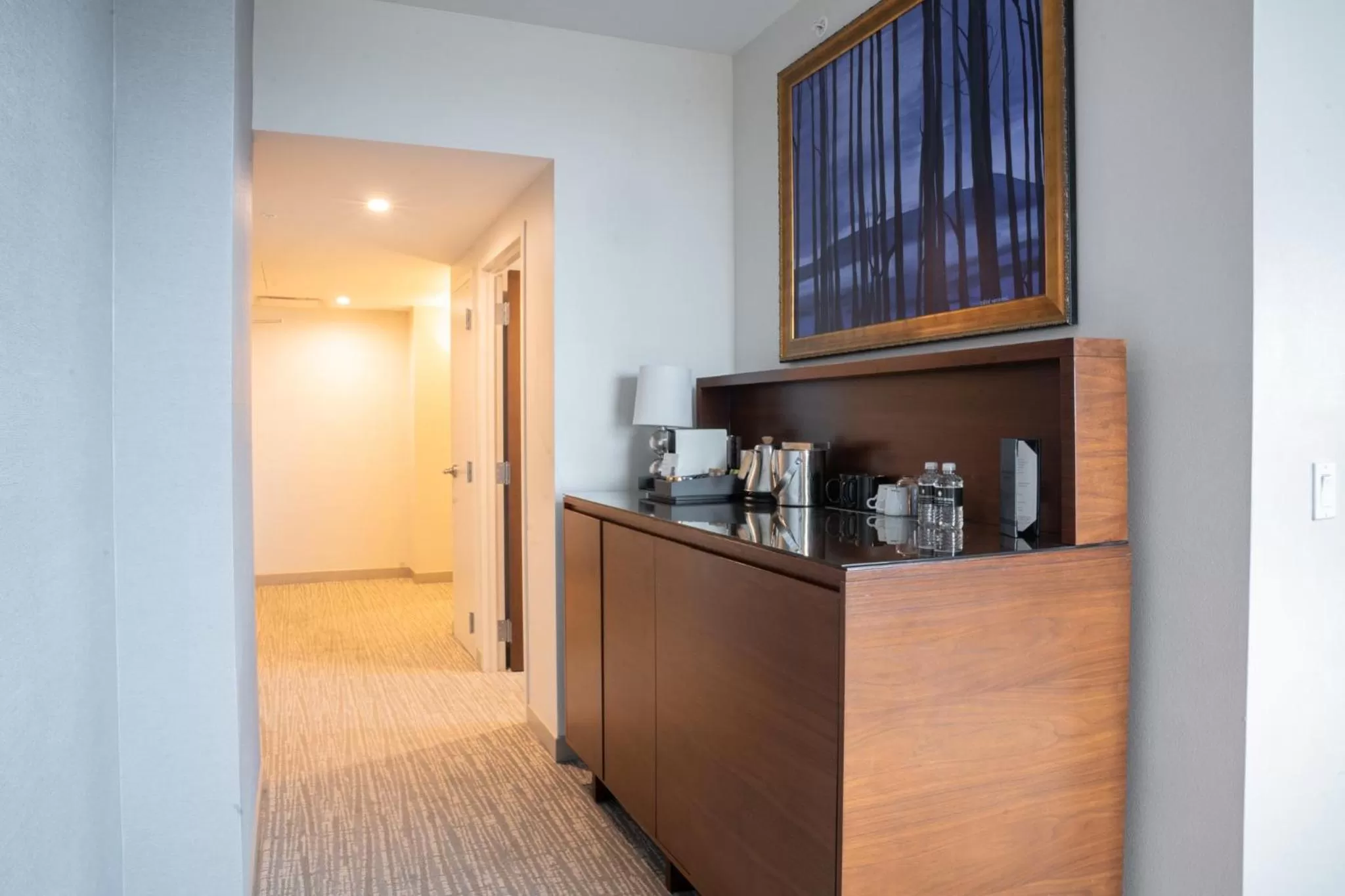 Photo of the whole room in InterContinental Houston by IHG