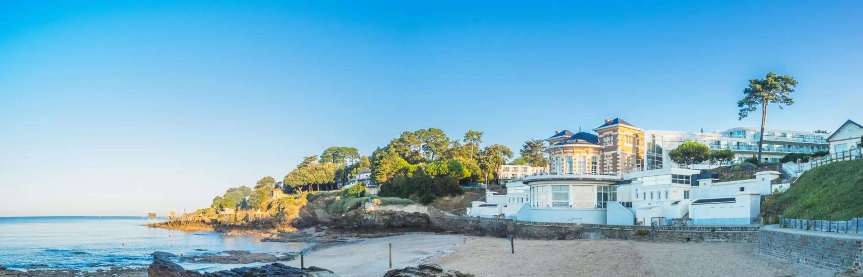 Facade/entrance in Alliance Pornic Hôtel Thalasso & Spa
