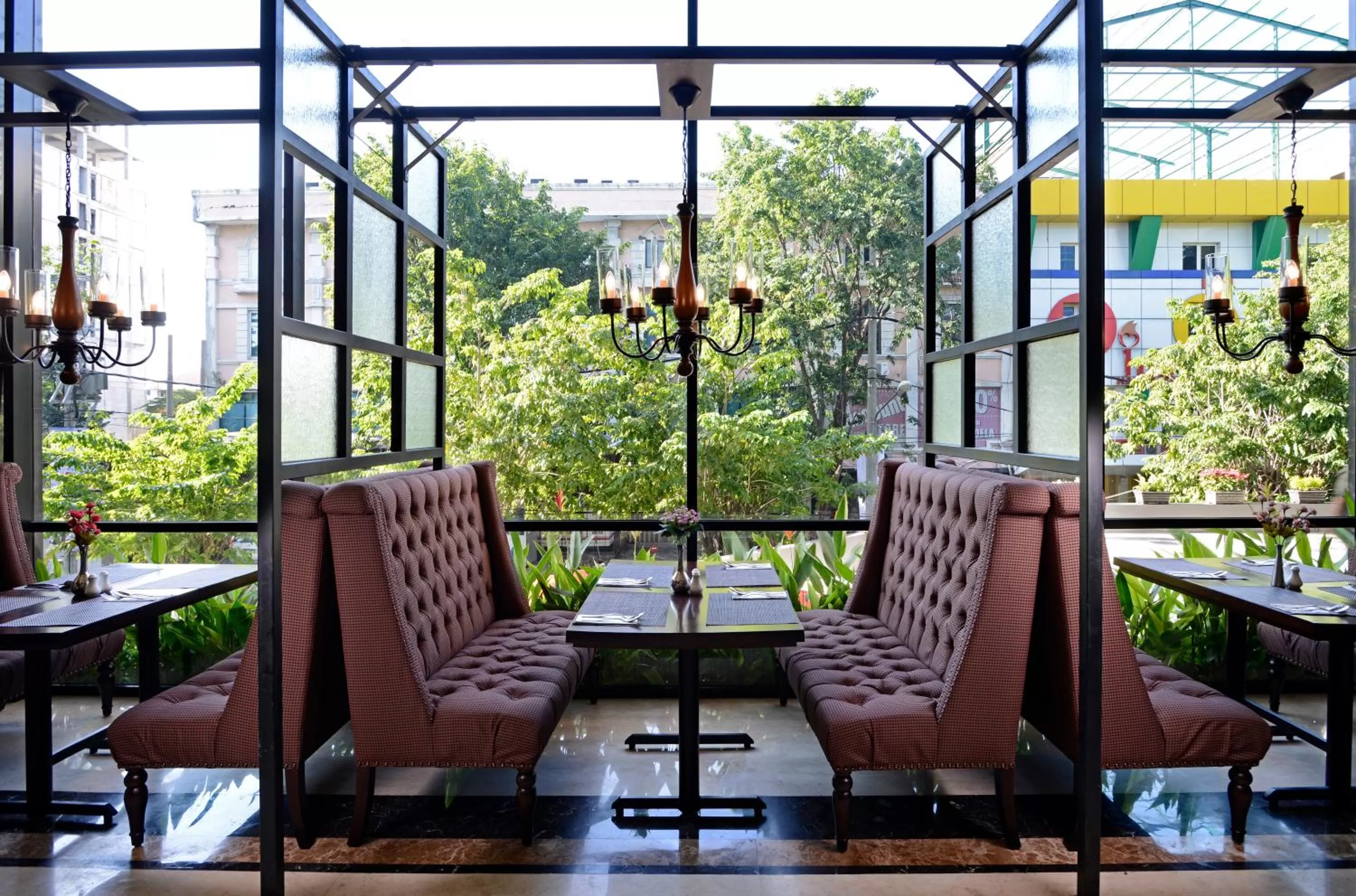 Restaurant/places to eat in Aria Centra Surabaya