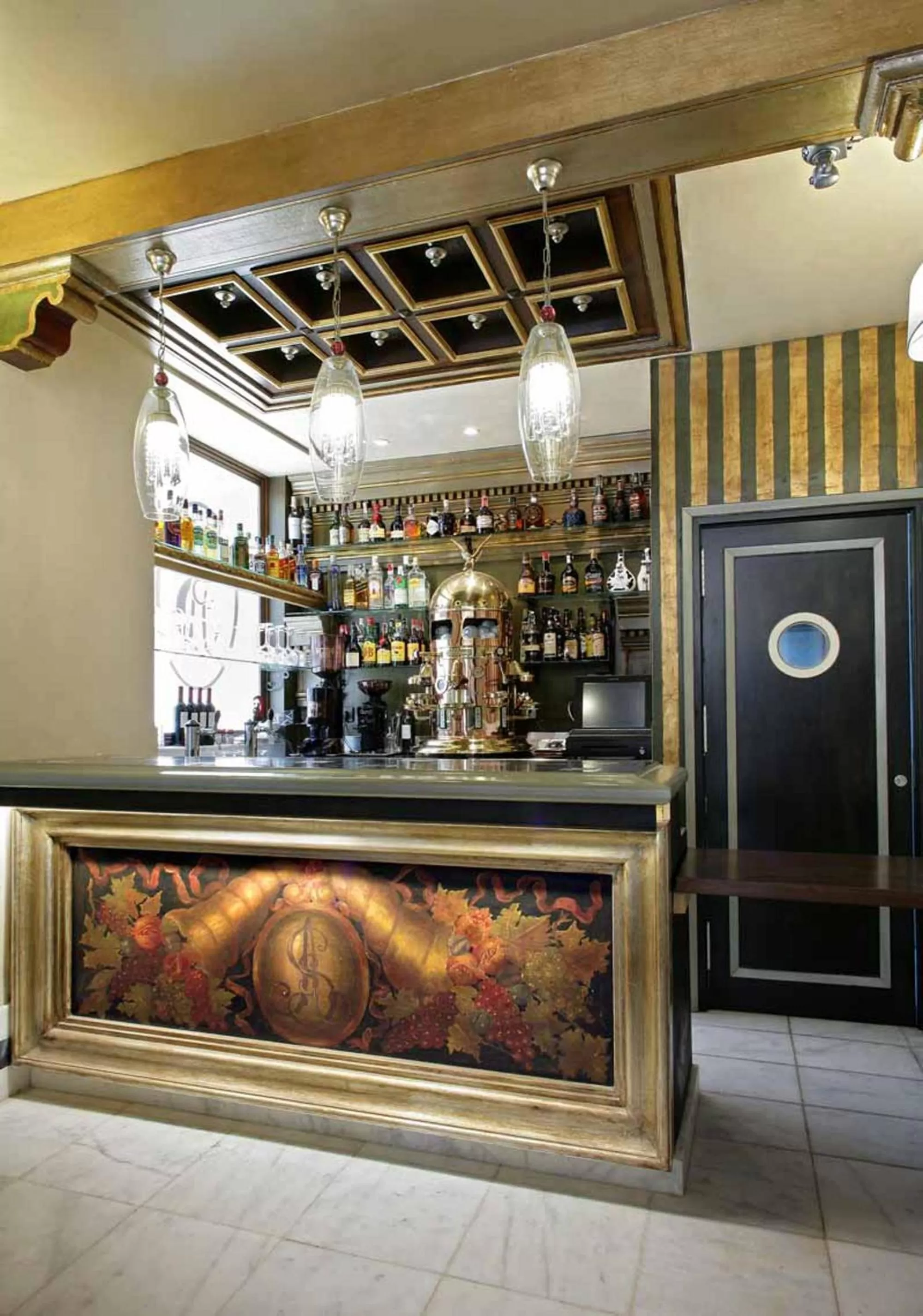 Restaurant/places to eat in Sacristia de Santa Ana