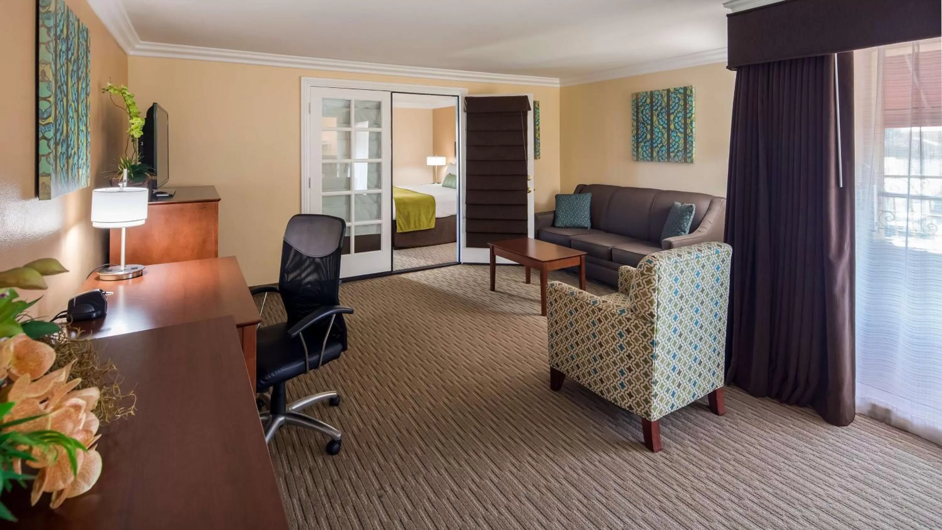 One-Bedroom King Suite in Best Western - Harbour Inn & Suites