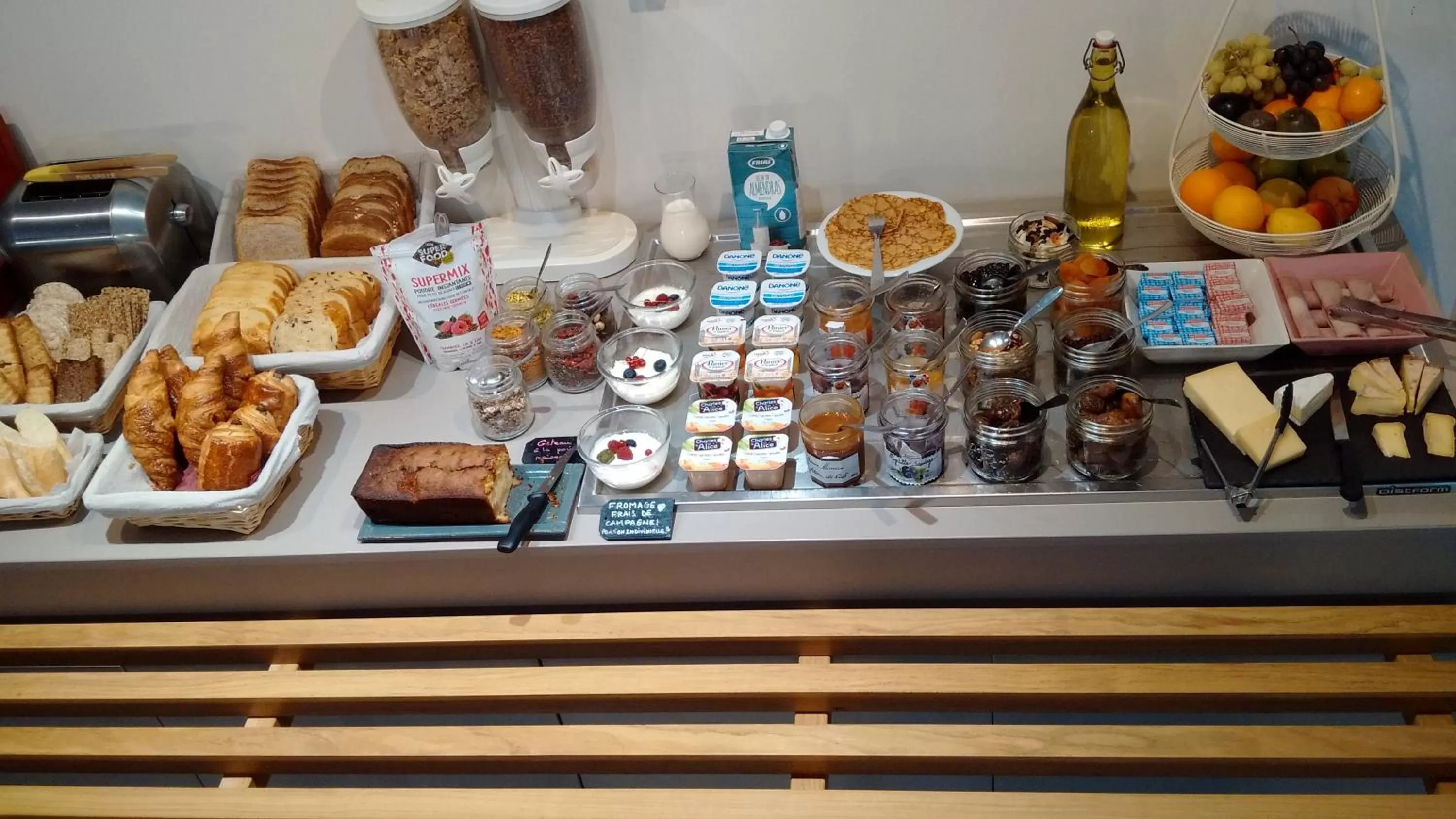 Restaurant/places to eat in HALT HOTEL - Choisissez l'Hôtellerie Indépendante