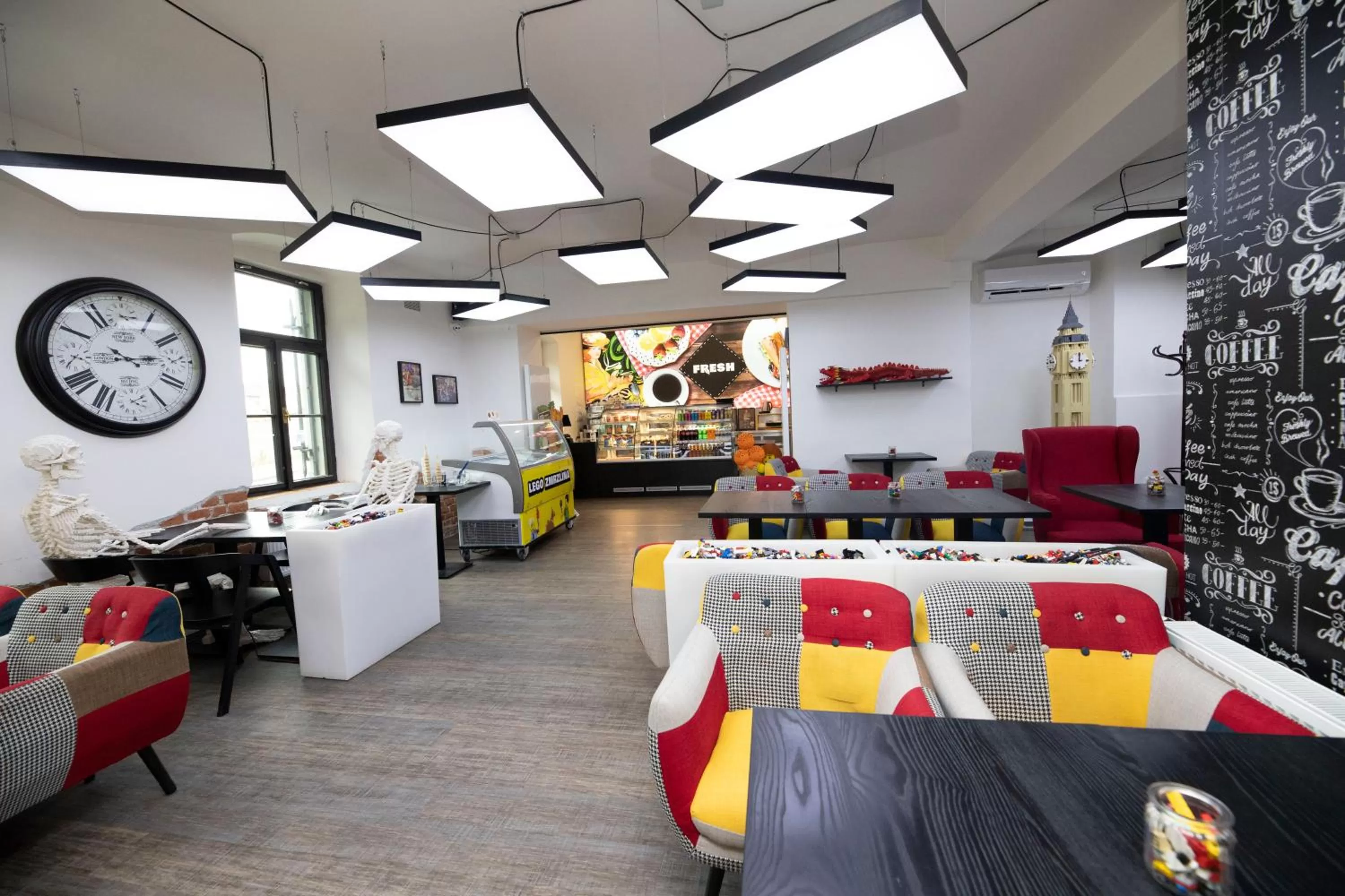 Hotel a Museum of Bricks