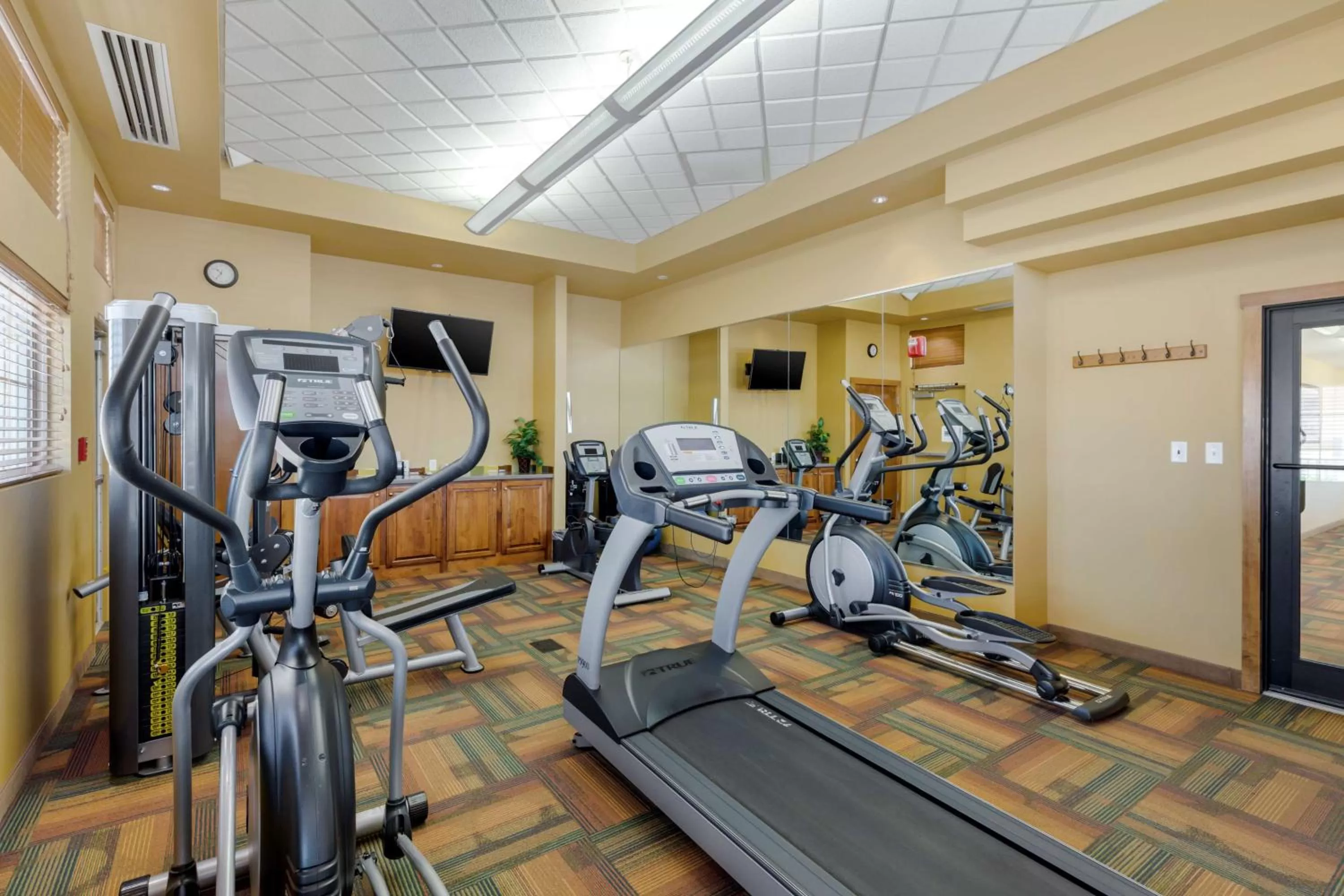 Spa and wellness centre/facilities in Best Western Plus Loveland Inn
