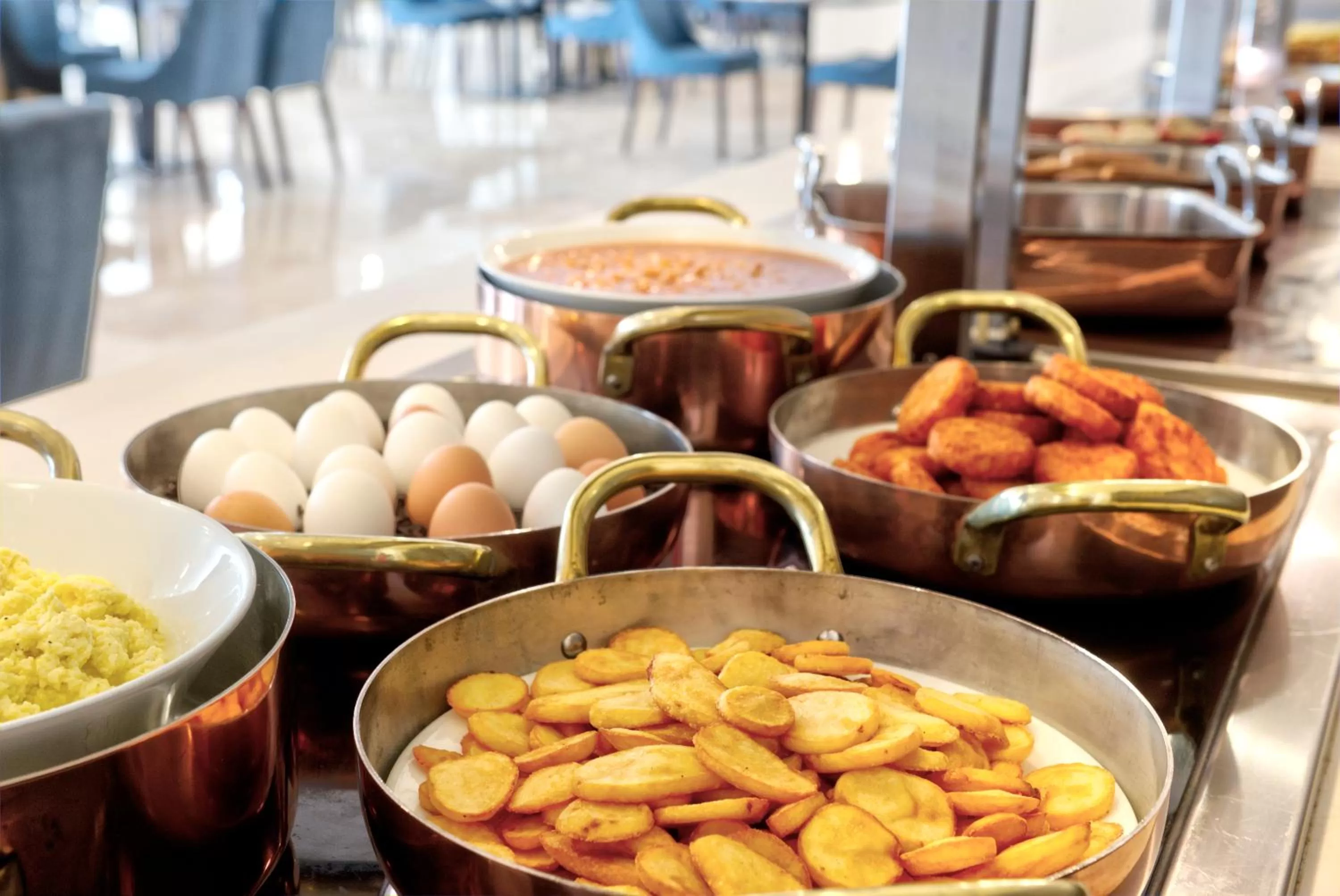 Buffet breakfast in Urban Valley Resort & Spa