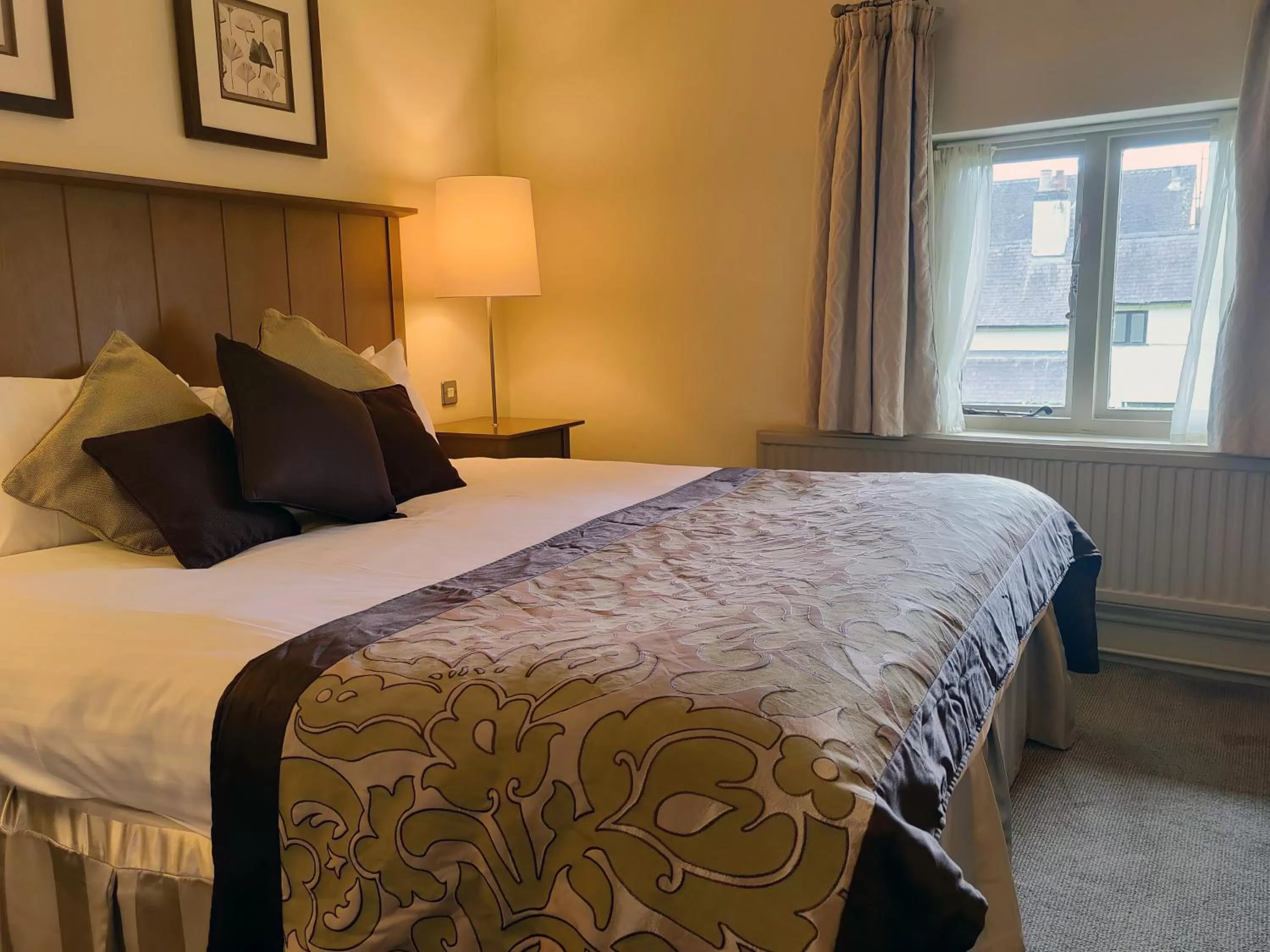 Bedroom, Bed in The Priest House On The River