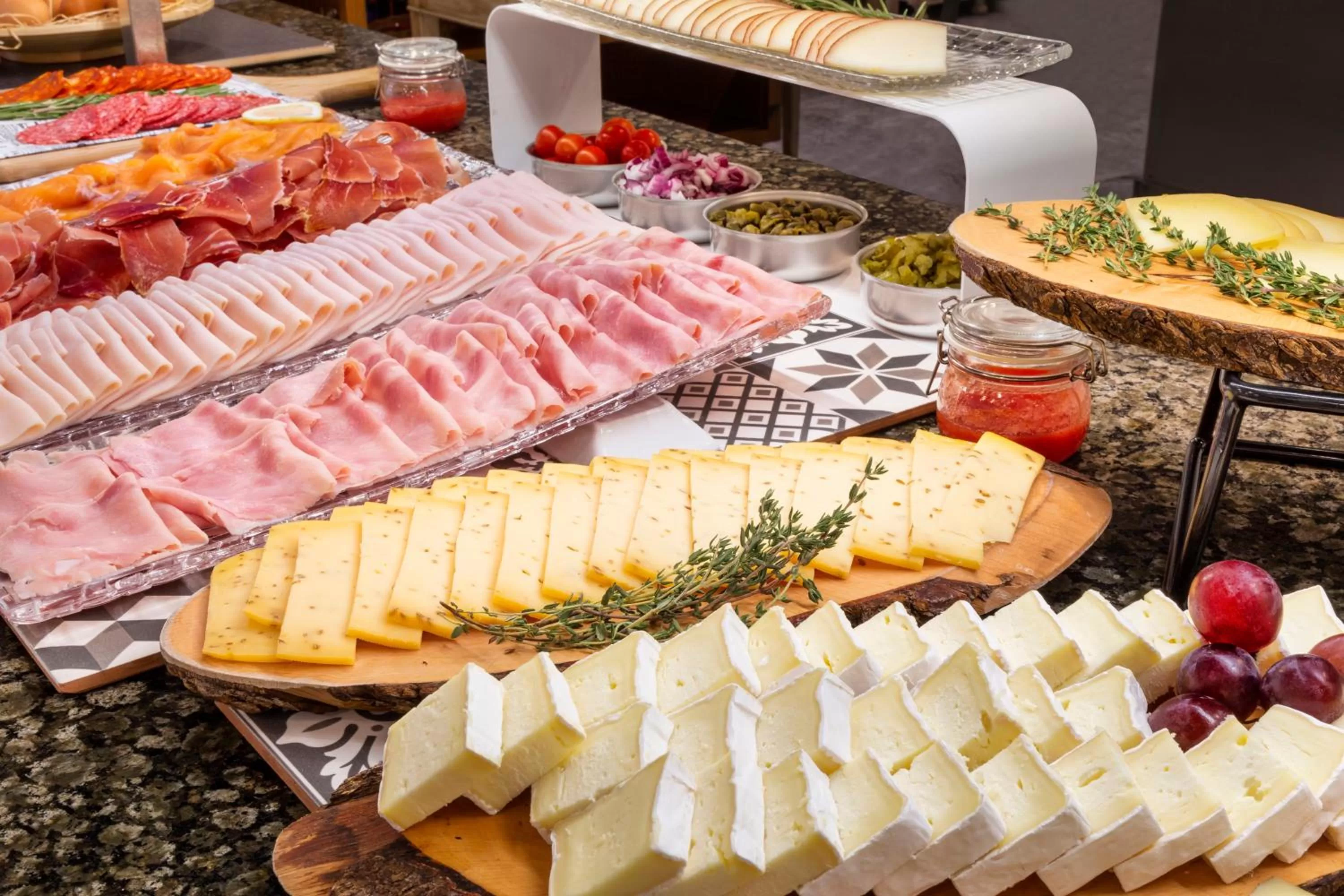 Food and drinks in Melia Maria Pita