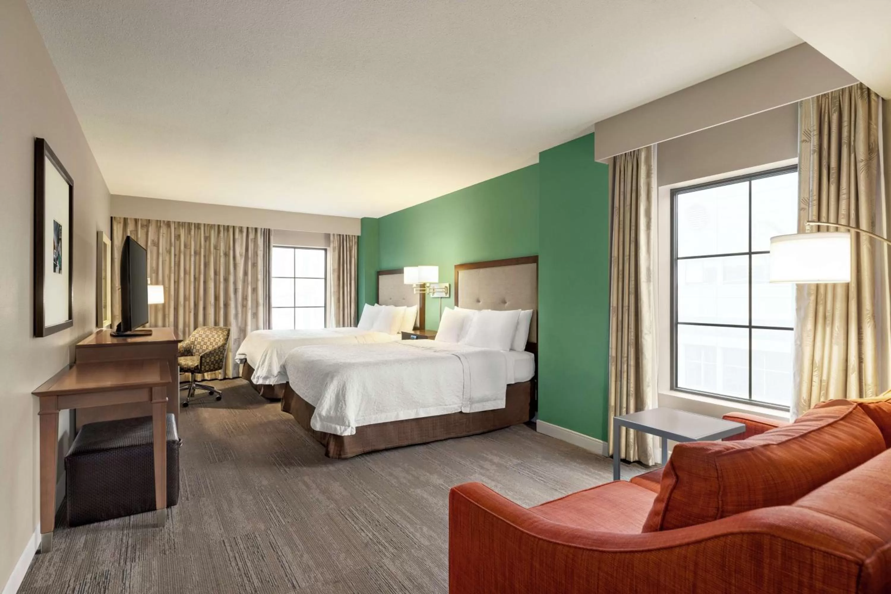 Bedroom, Bed in Hampton Inn and Suites New Orleans Convention Center