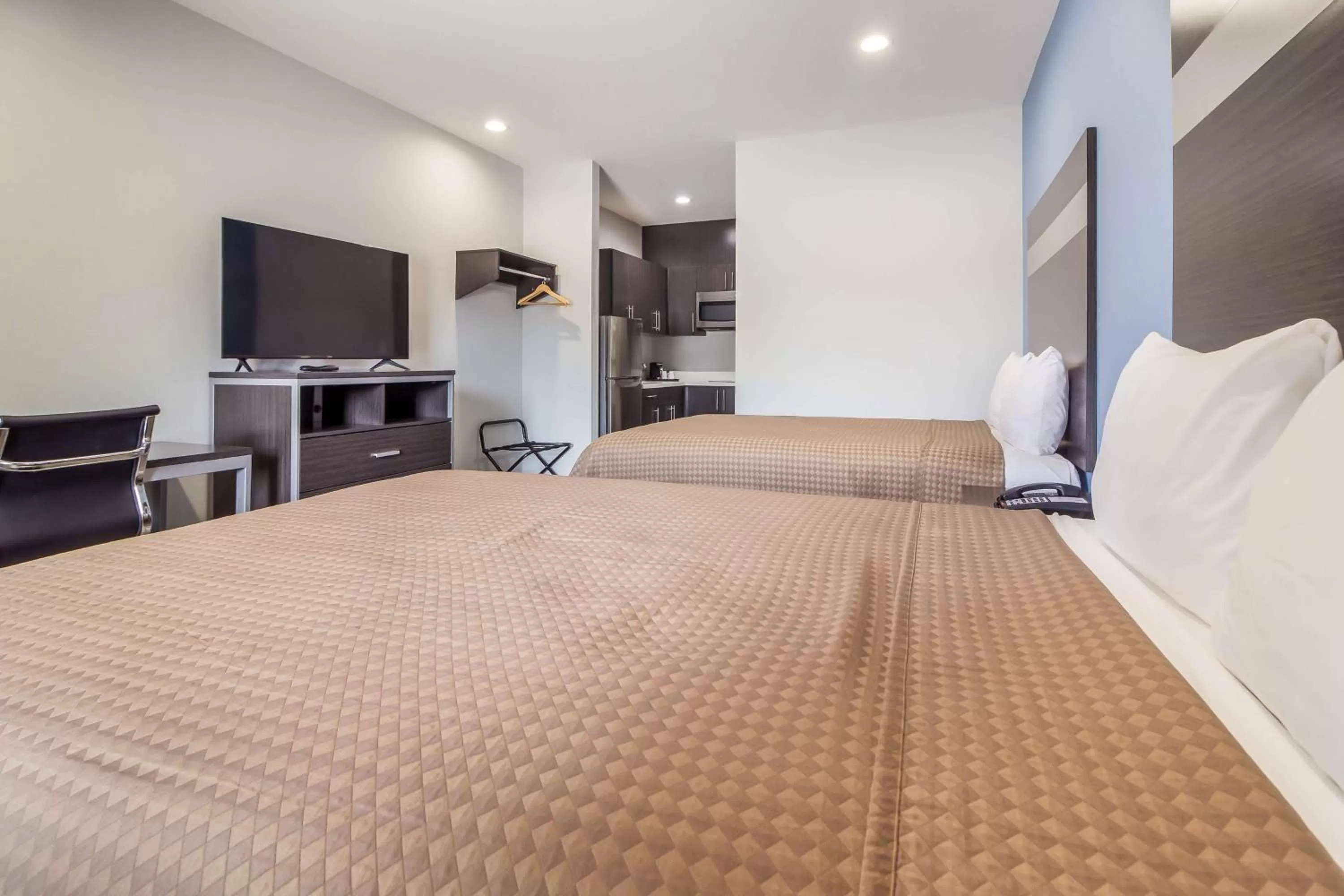 Bed in Studio 6 Deer Park, Tx