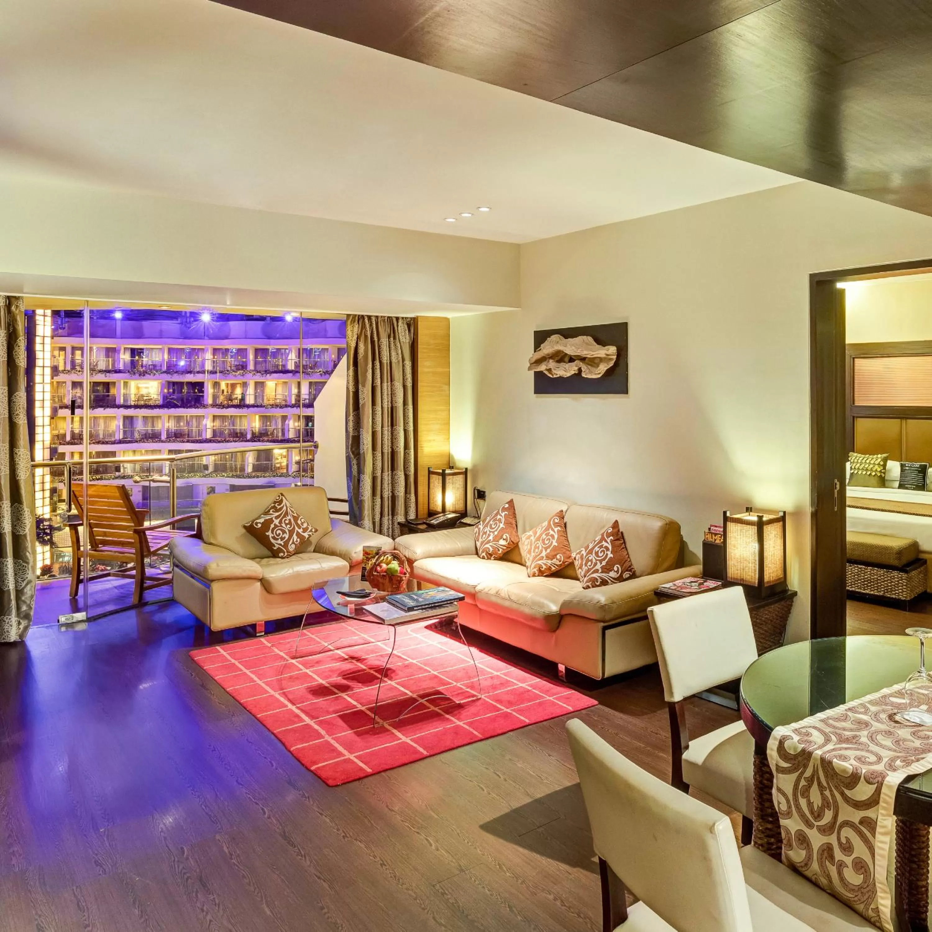 Living room in Hotel Sahara Star