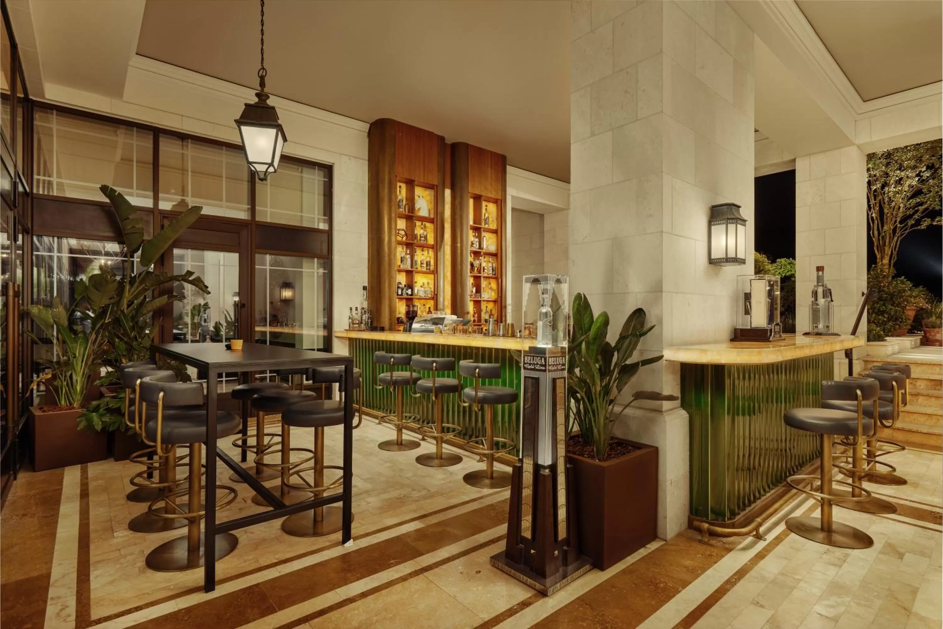 Restaurant/places to eat in Regent Porto Montenegro