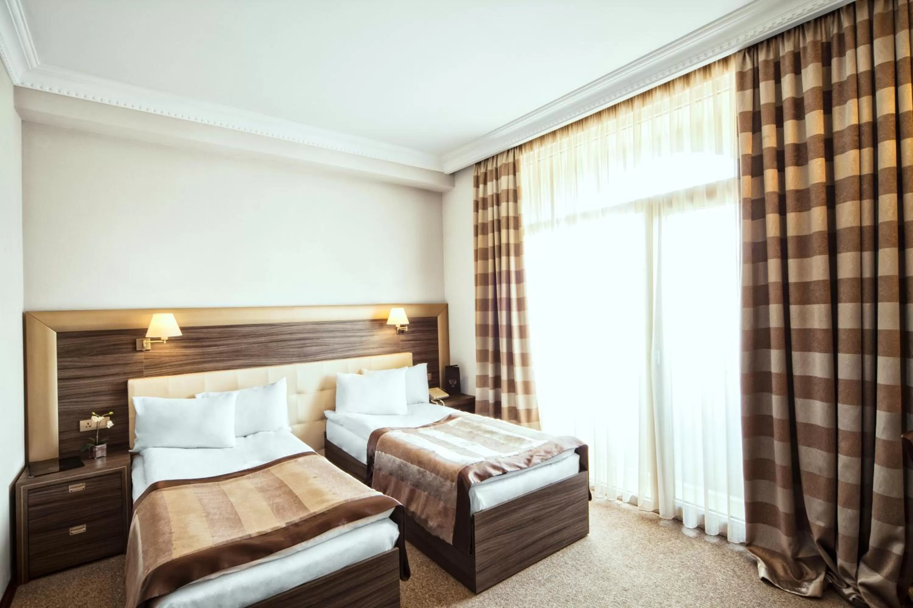 Bedroom, Bed in Cruise Hotel