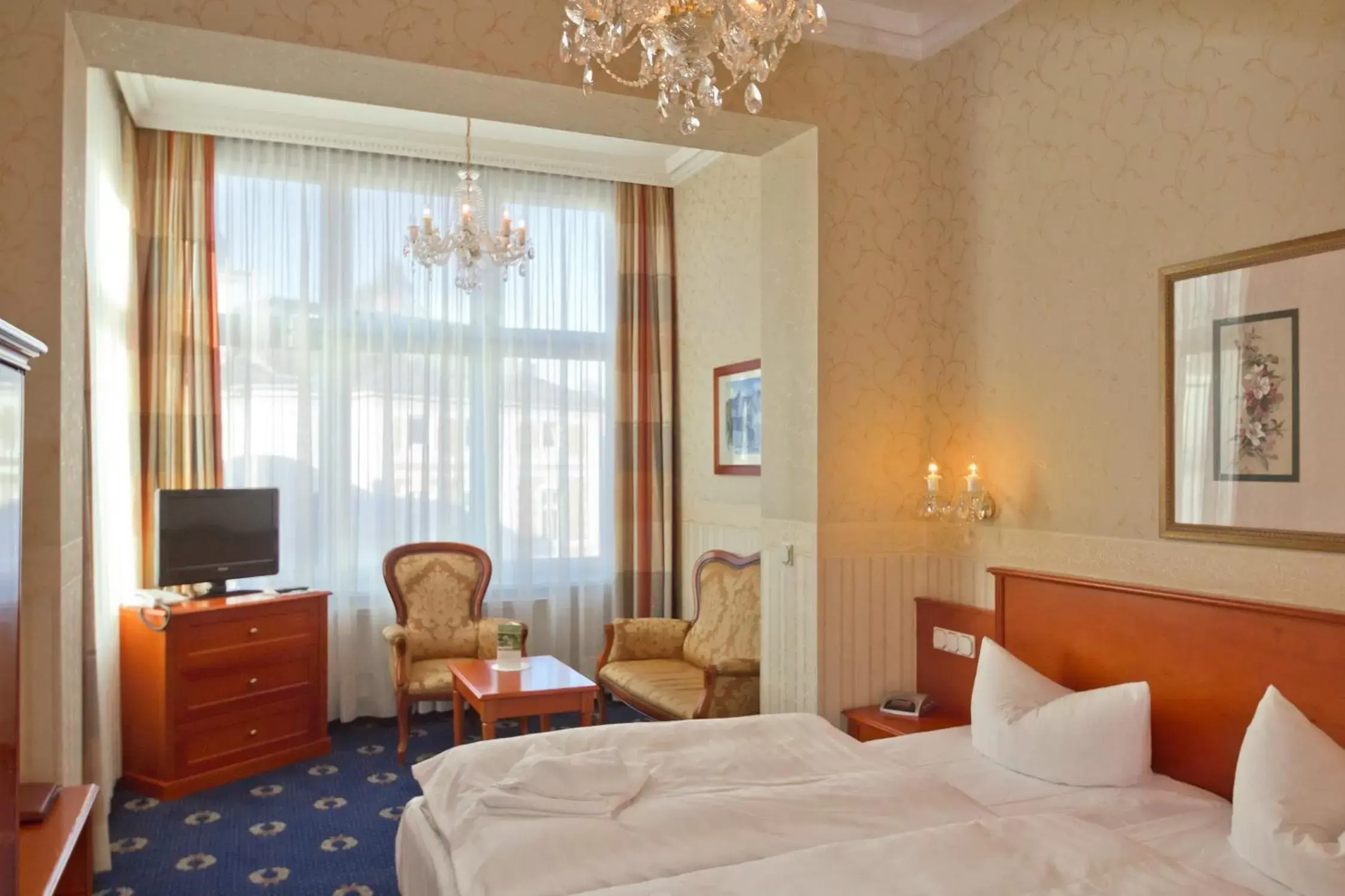 Double Room - single occupancy in SEETELHOTEL Villa Esplanade mit Aurora die zwei Villen als Rückzugsorte mit Stil, Genuss und Geschichte Double Room - single occupancy in SEETELHOTEL Villa Esplanade mit Aurora die zwei Villen als Rückzugsorte mit Stil, Genuss und Geschichte