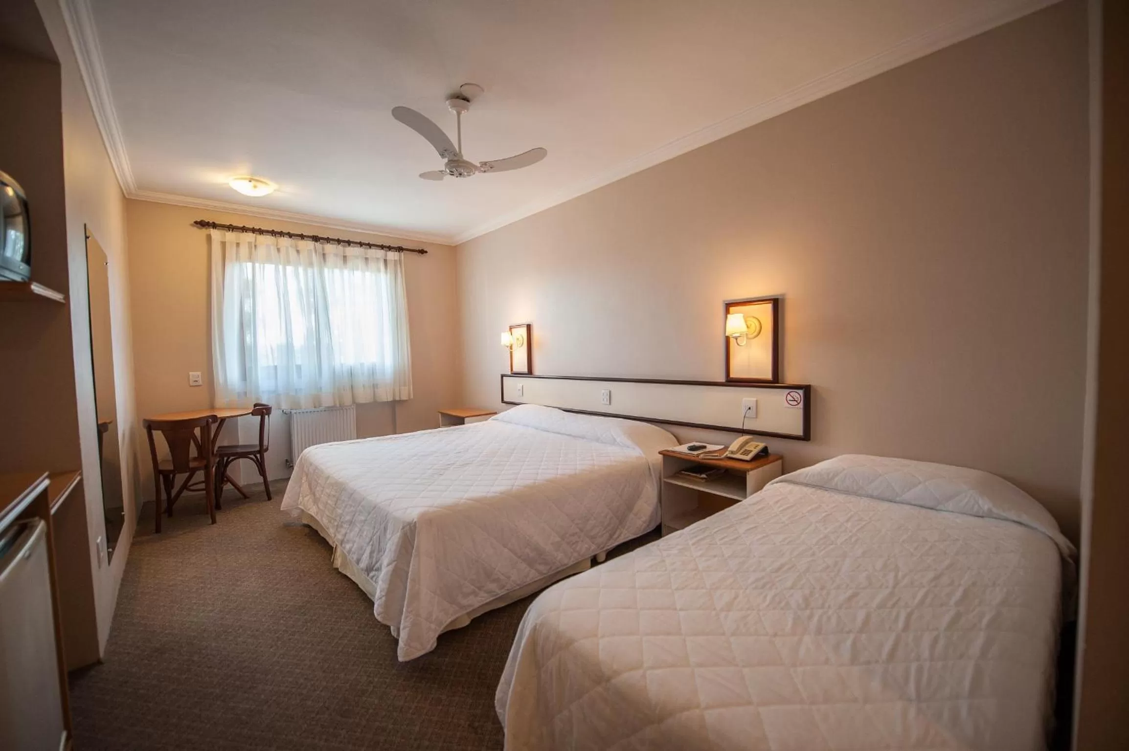 Bed in Farina Park Hotel