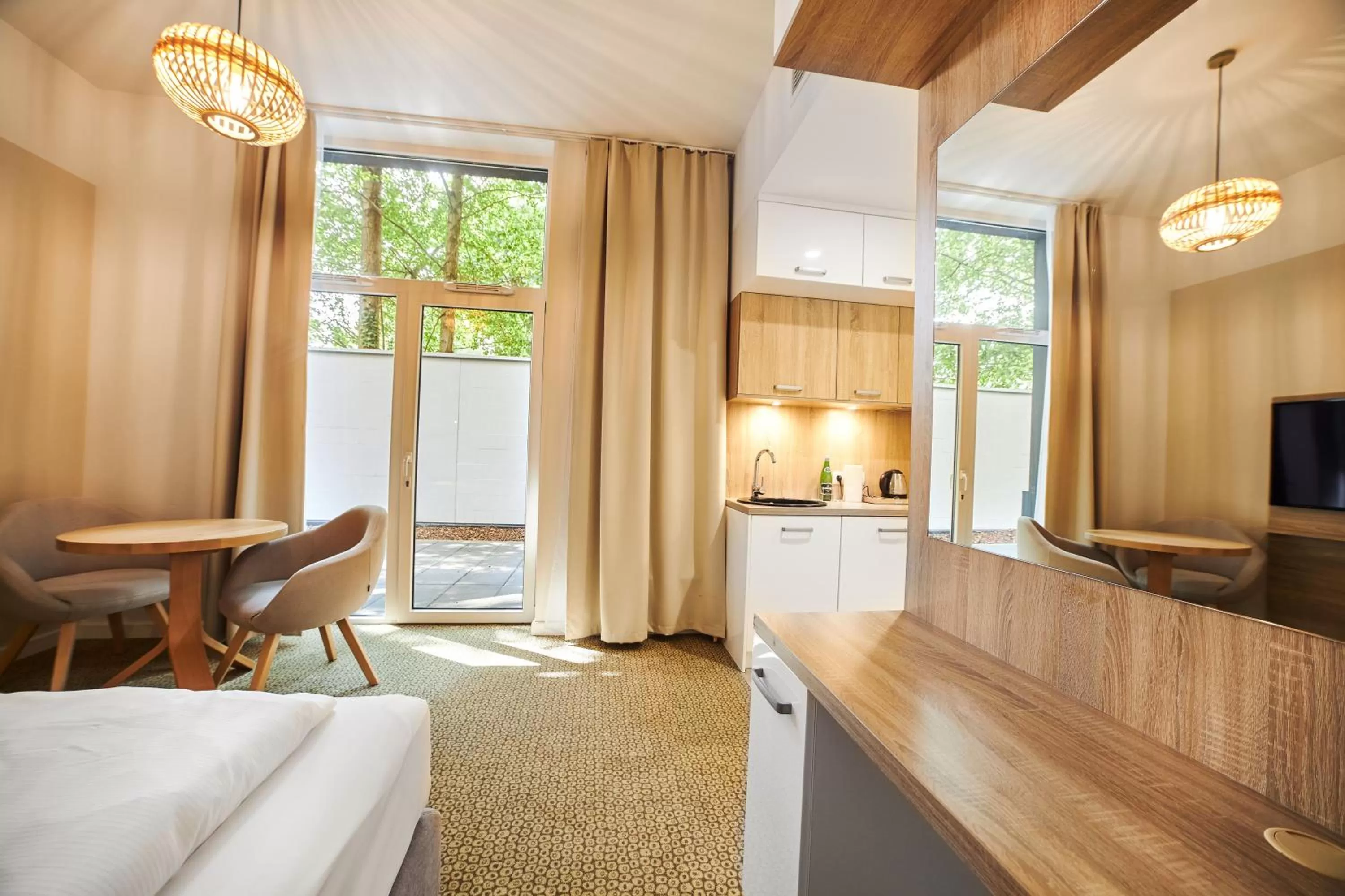 Photo of the whole room, Bed in Molo Park Aparthotel