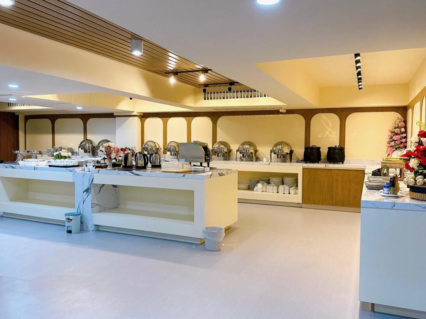 Restaurant/places to eat in Miloft Sathorn Hotel - SHA Plus Certified