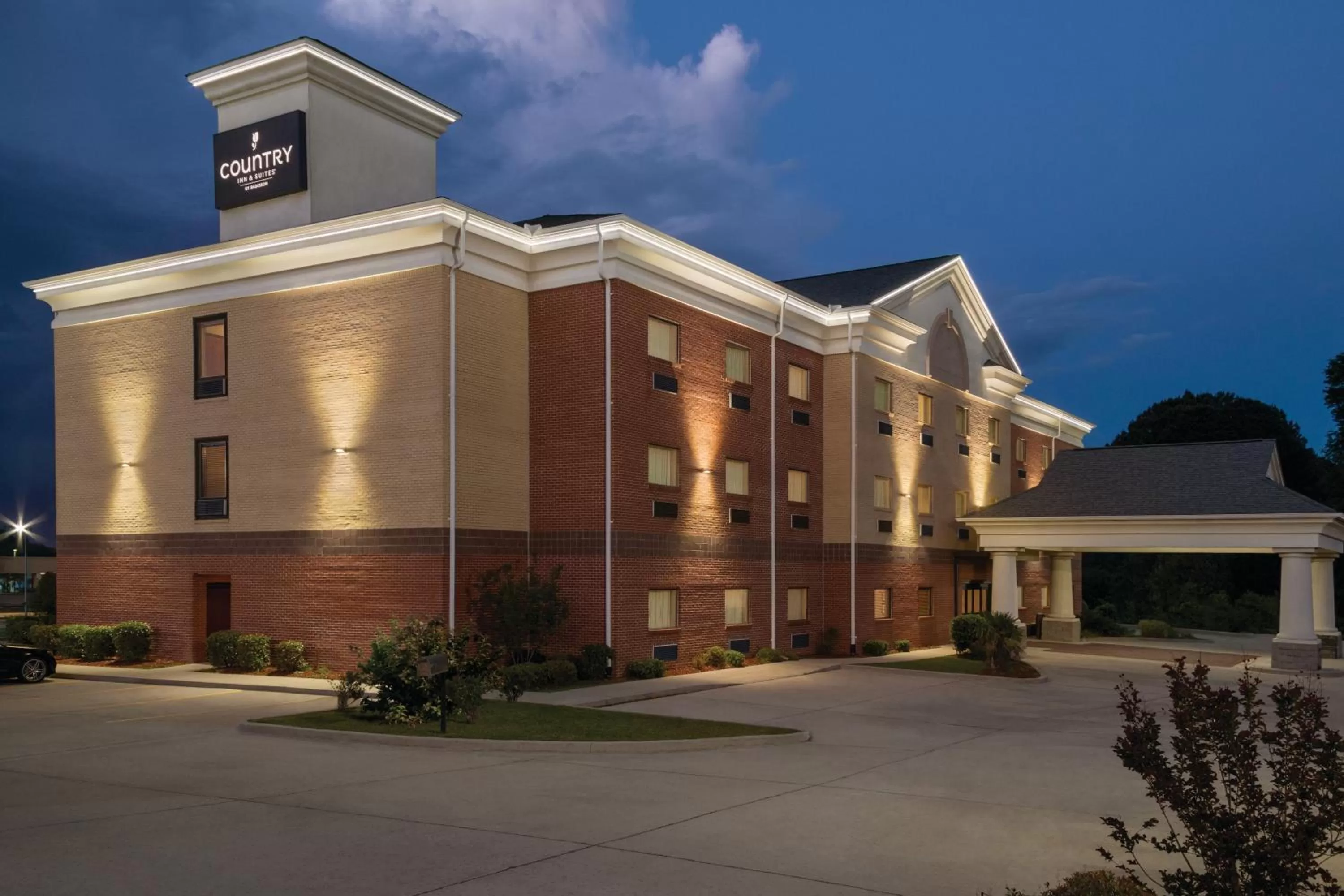 Property building in Country Inn & Suites by Radisson, Byram-Jackson South, MS