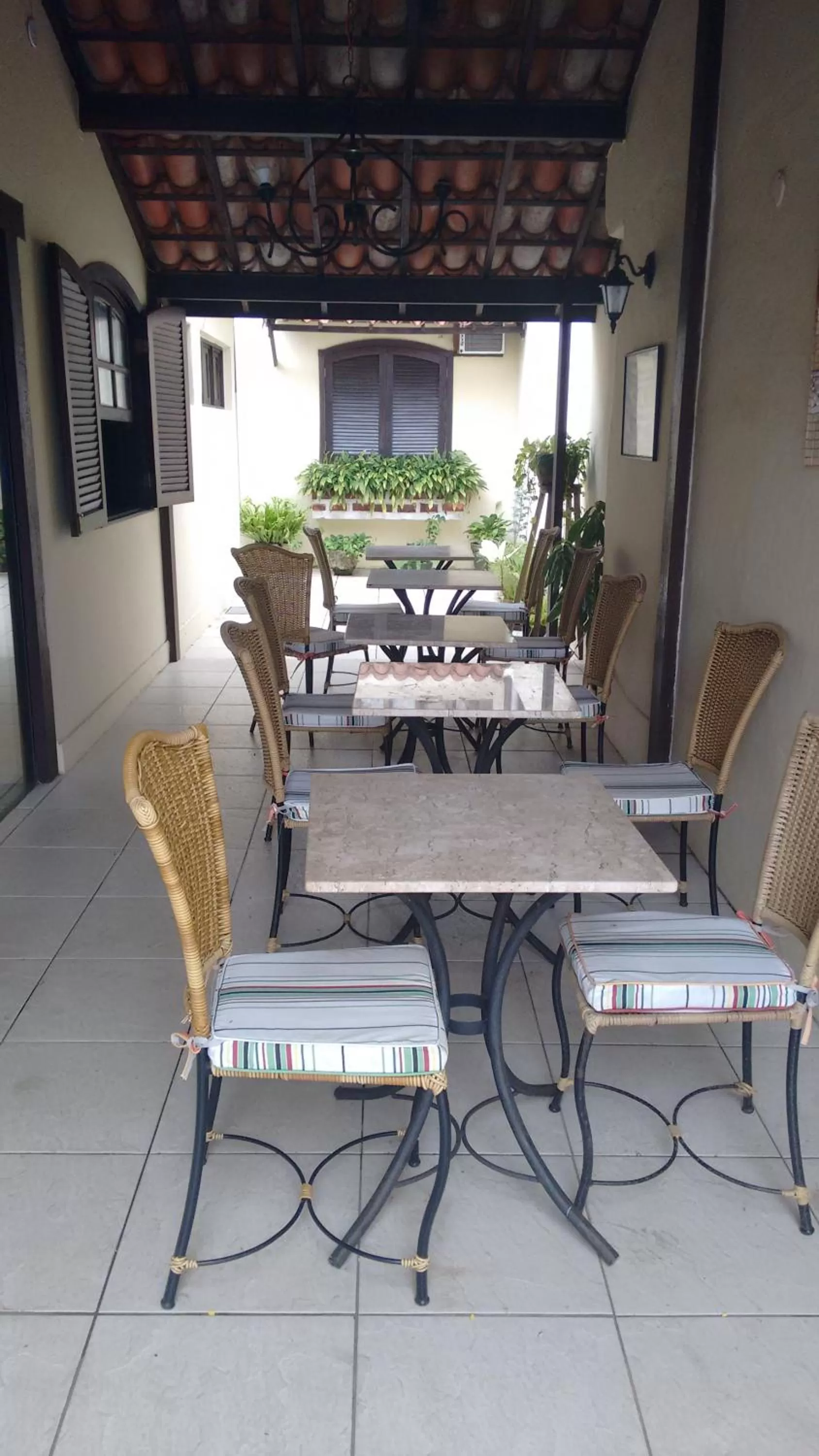 Patio in Pousada L'étage