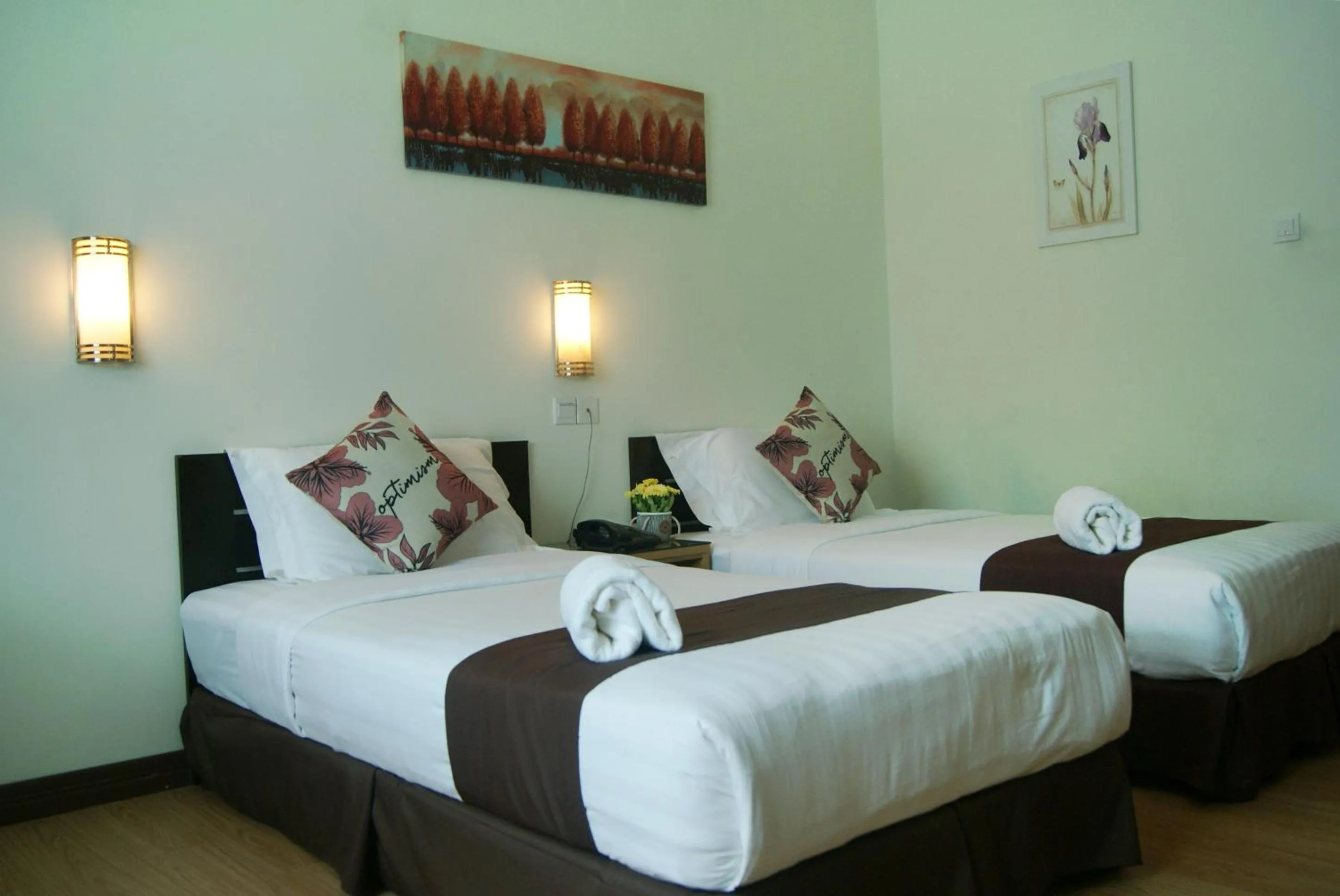 Bed in Tang Dynasty Park Hotel